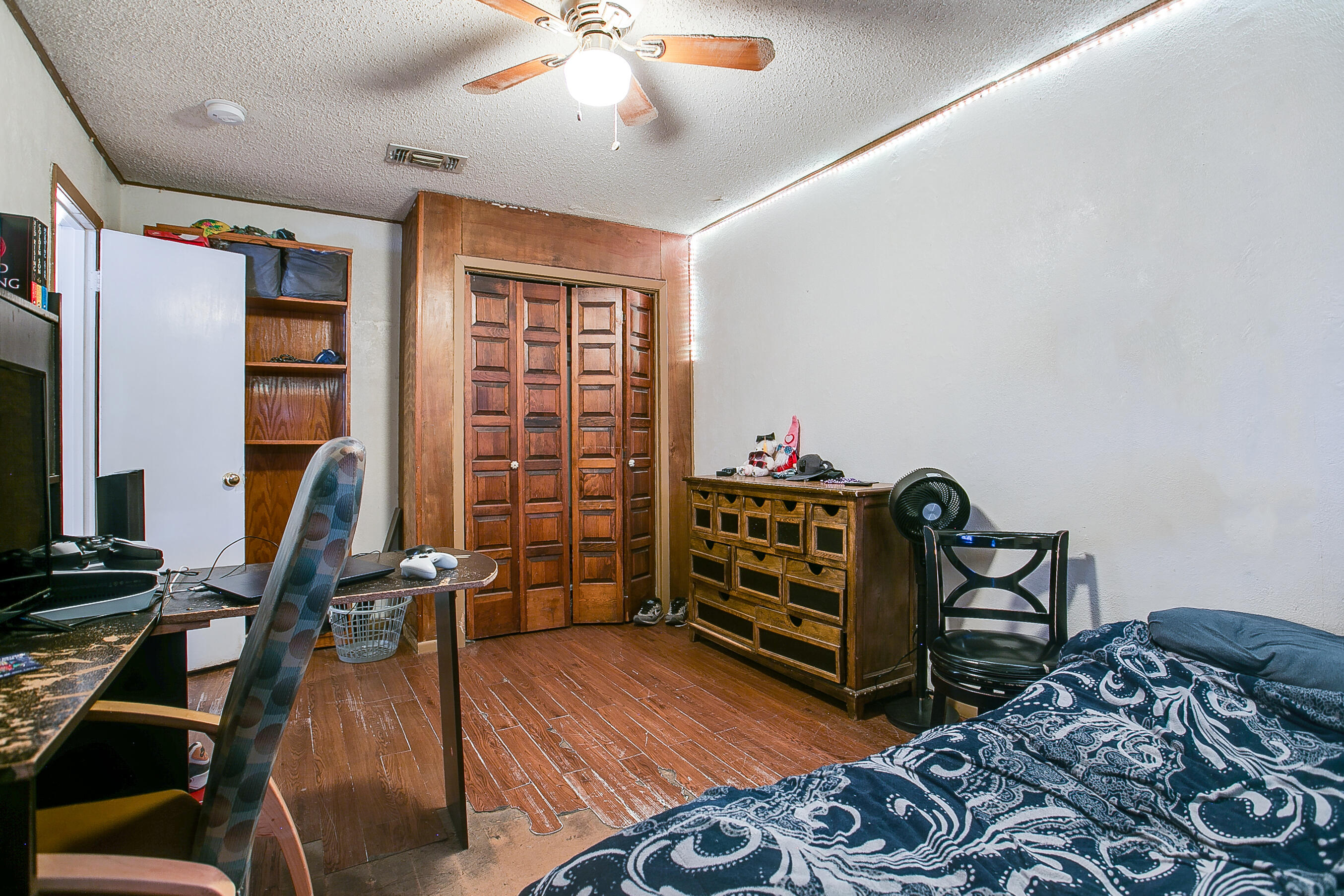 1913 Juanita Avenue Property Photo 19