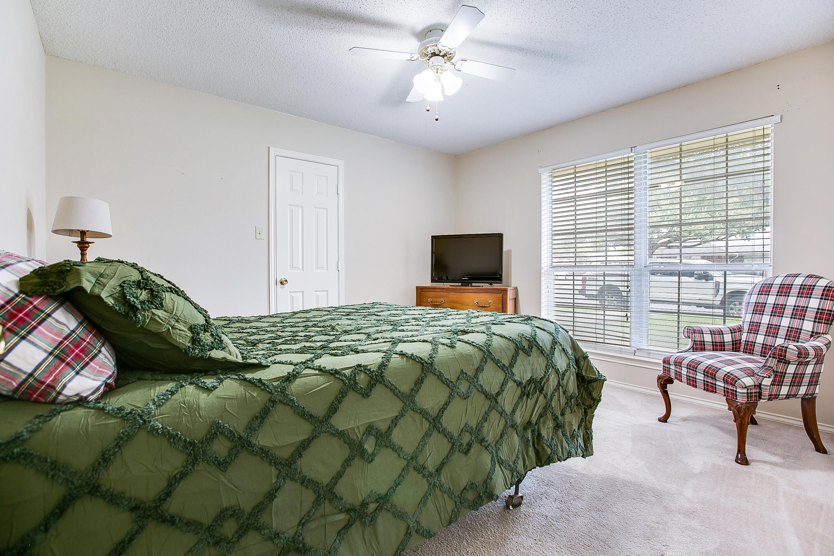 3237 Maplewood Drive Property Photo 12