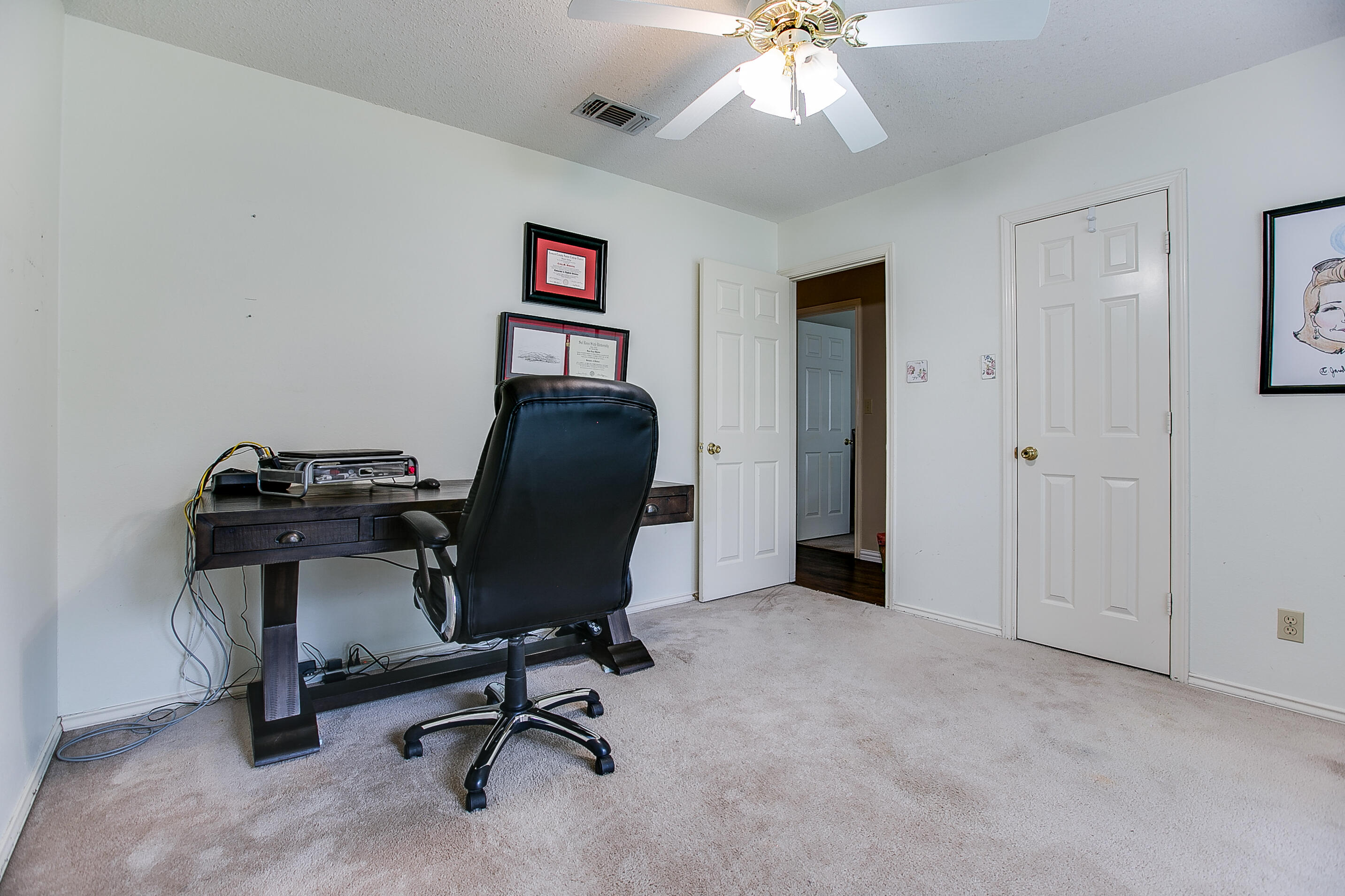 3237 Maplewood Drive Property Photo 16
