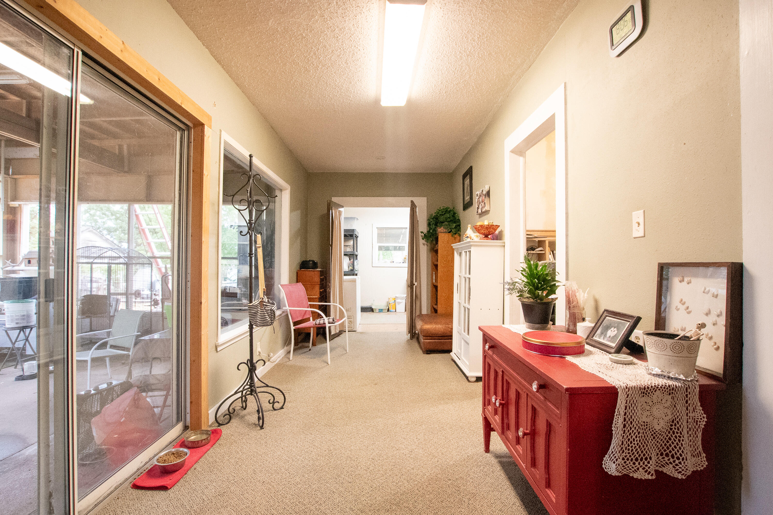 404 N Broadway Street Property Photo 15