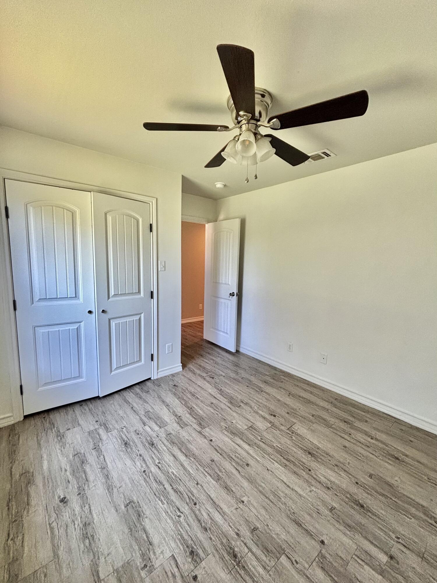 2205 Johnson Street Property Photo 10