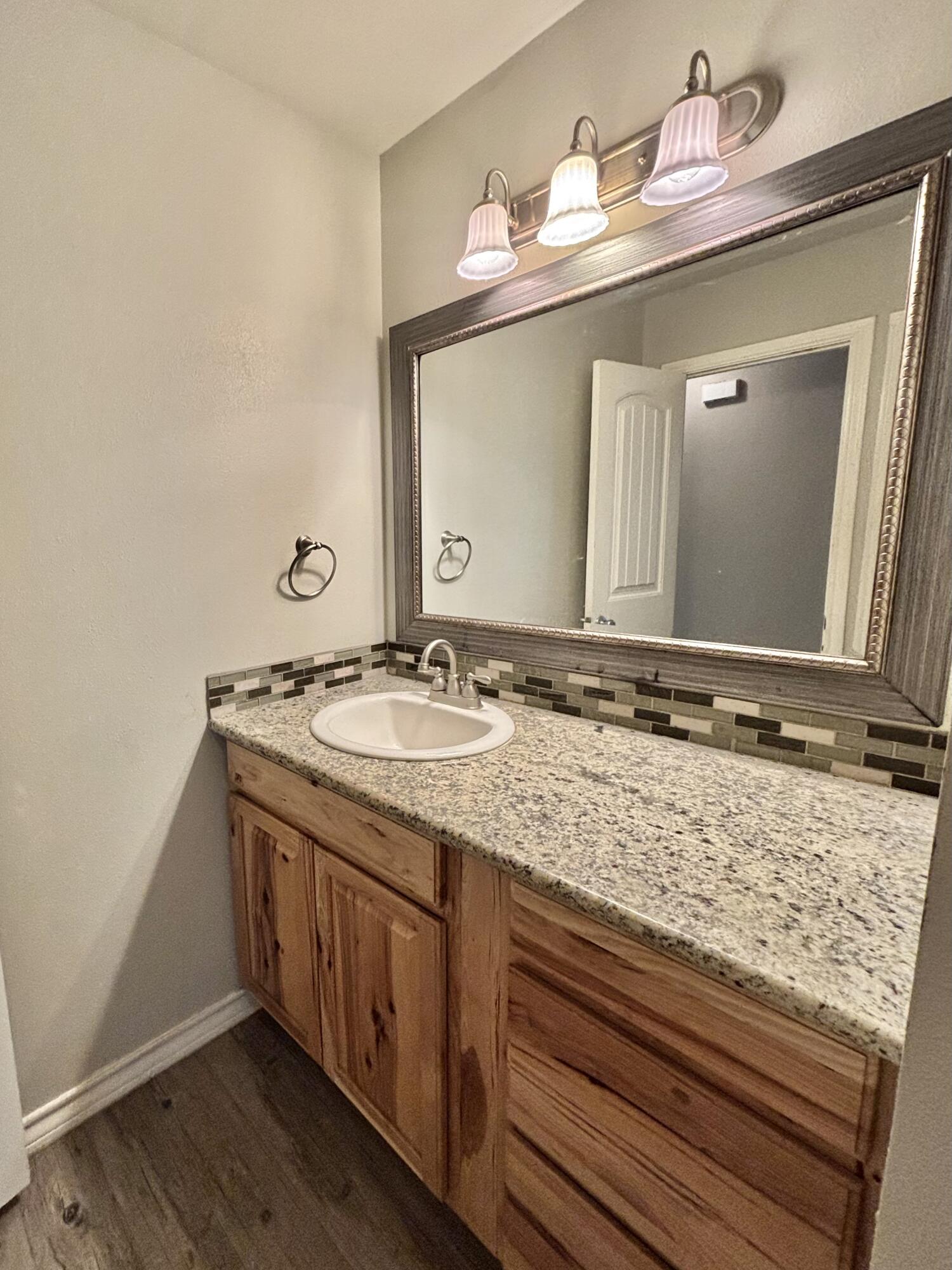 2205 Johnson Street Property Photo 11