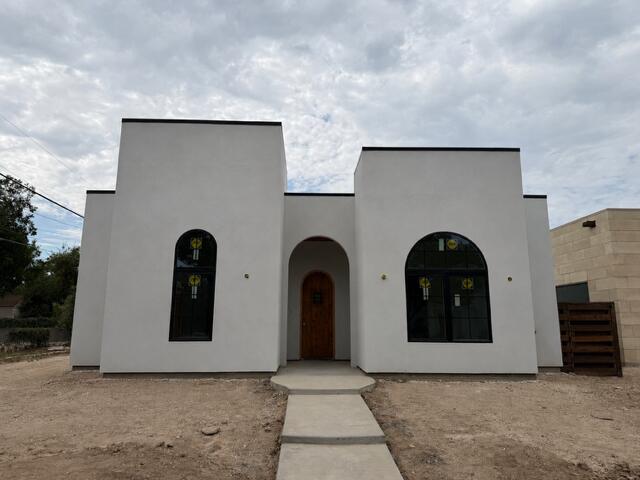 717 Montecito Drive Property Photo 1