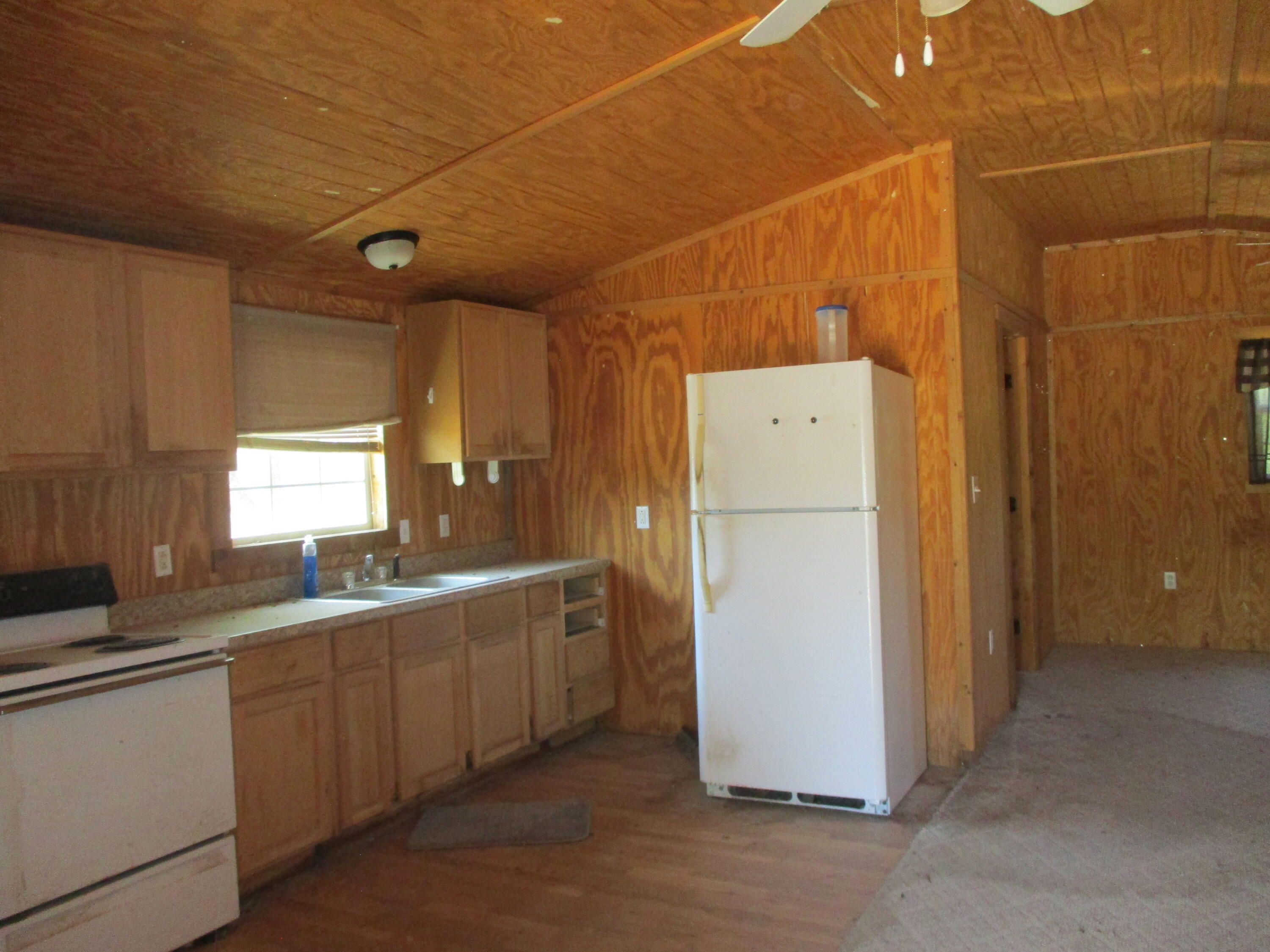 9617 N Burma Road Property Photo 2