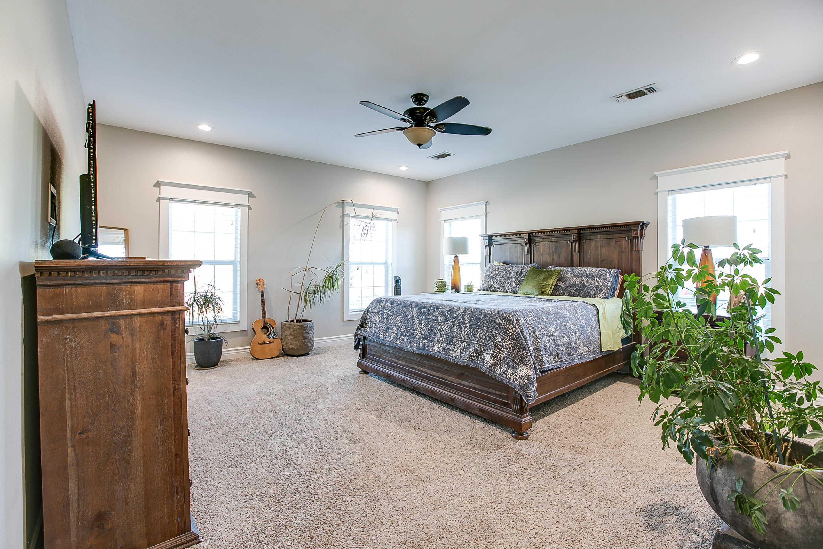 15555 Deer Valley Loop Property Photo 17