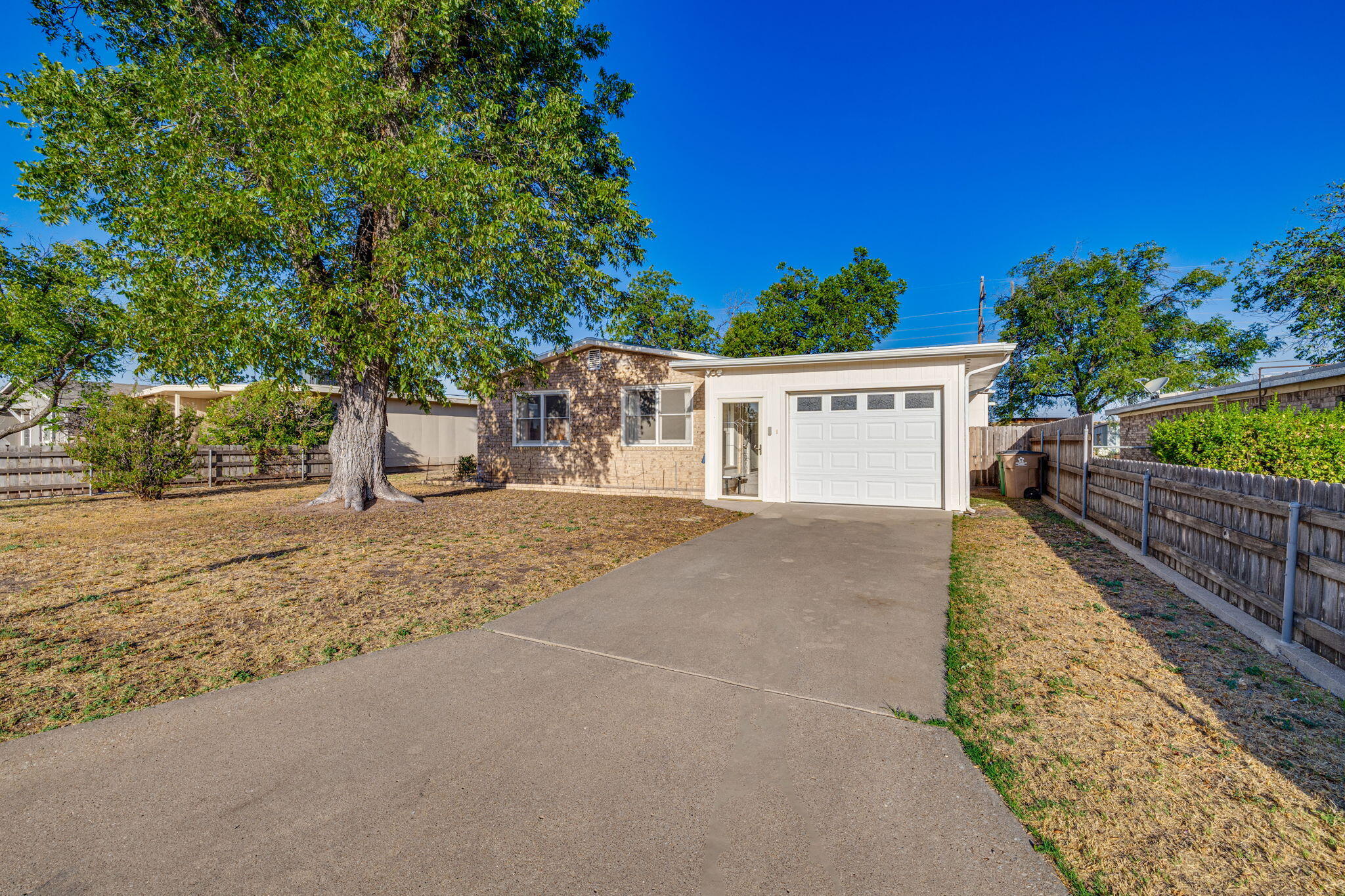 2936 Field Street Property Photo 5