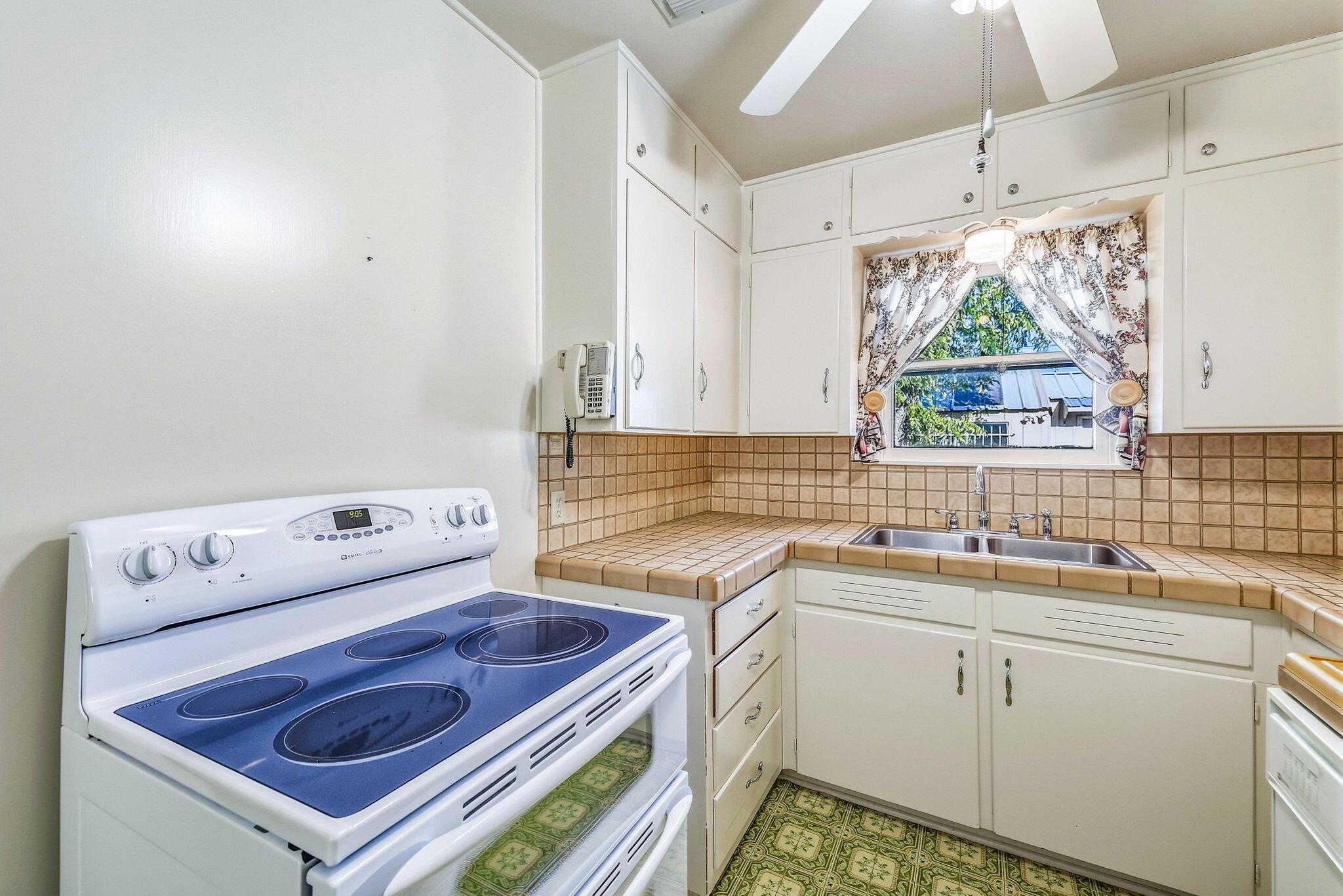 2936 Field Street Property Photo 14