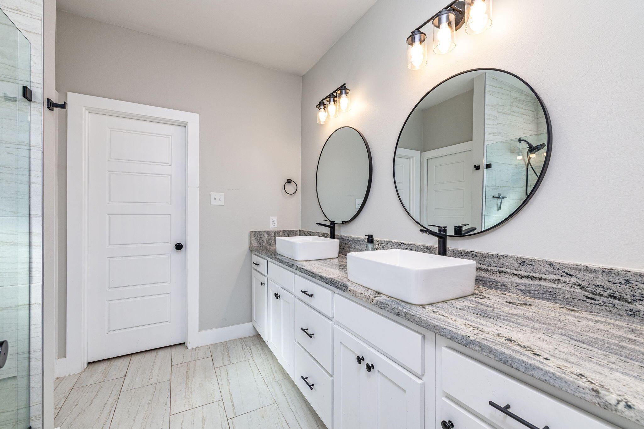 1624 Amberton Parkway Property Photo 16