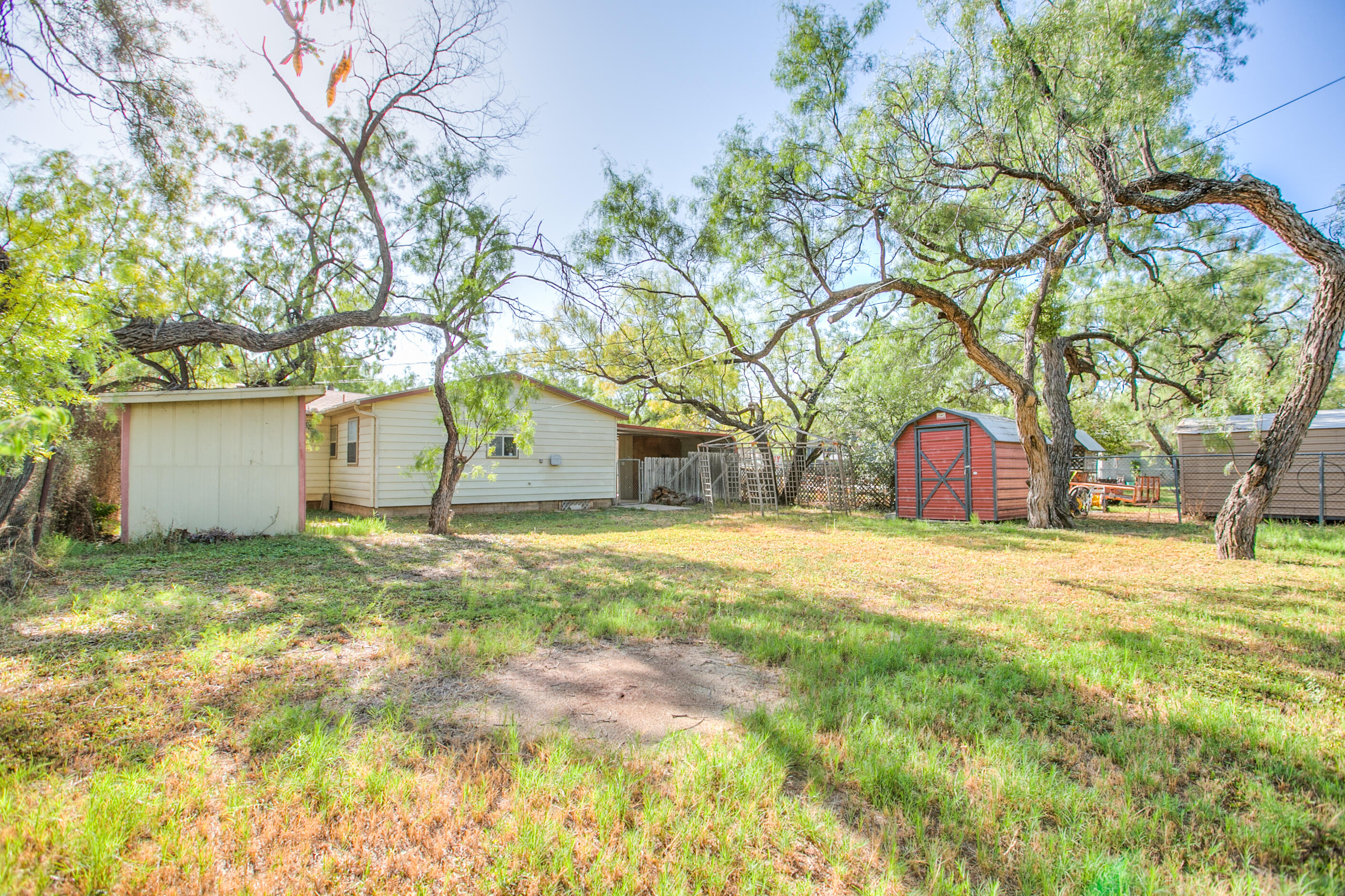 1631 Canal Road Property Photo 4