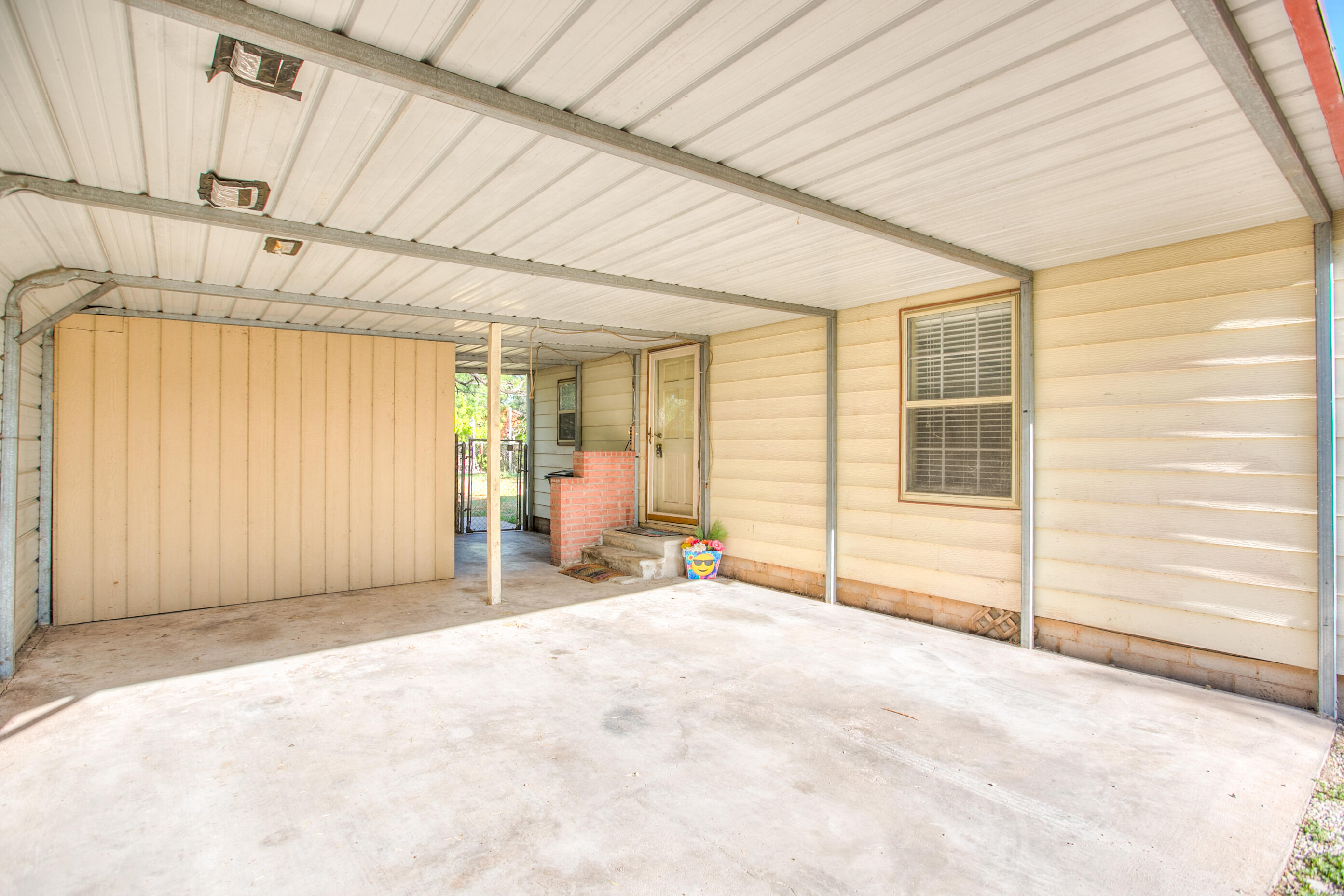 1631 Canal Road Property Photo 10