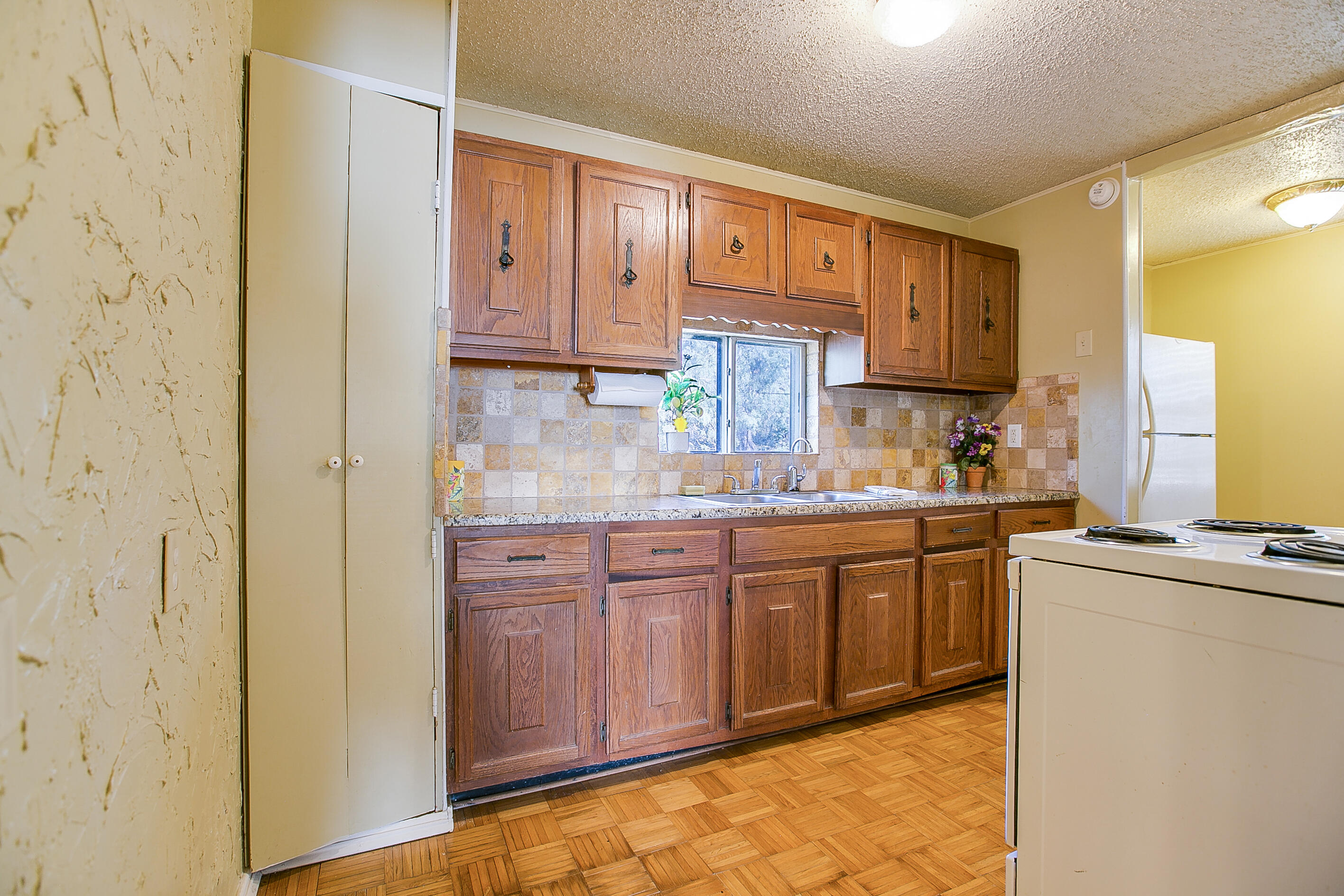 1631 Canal Road Property Photo 13