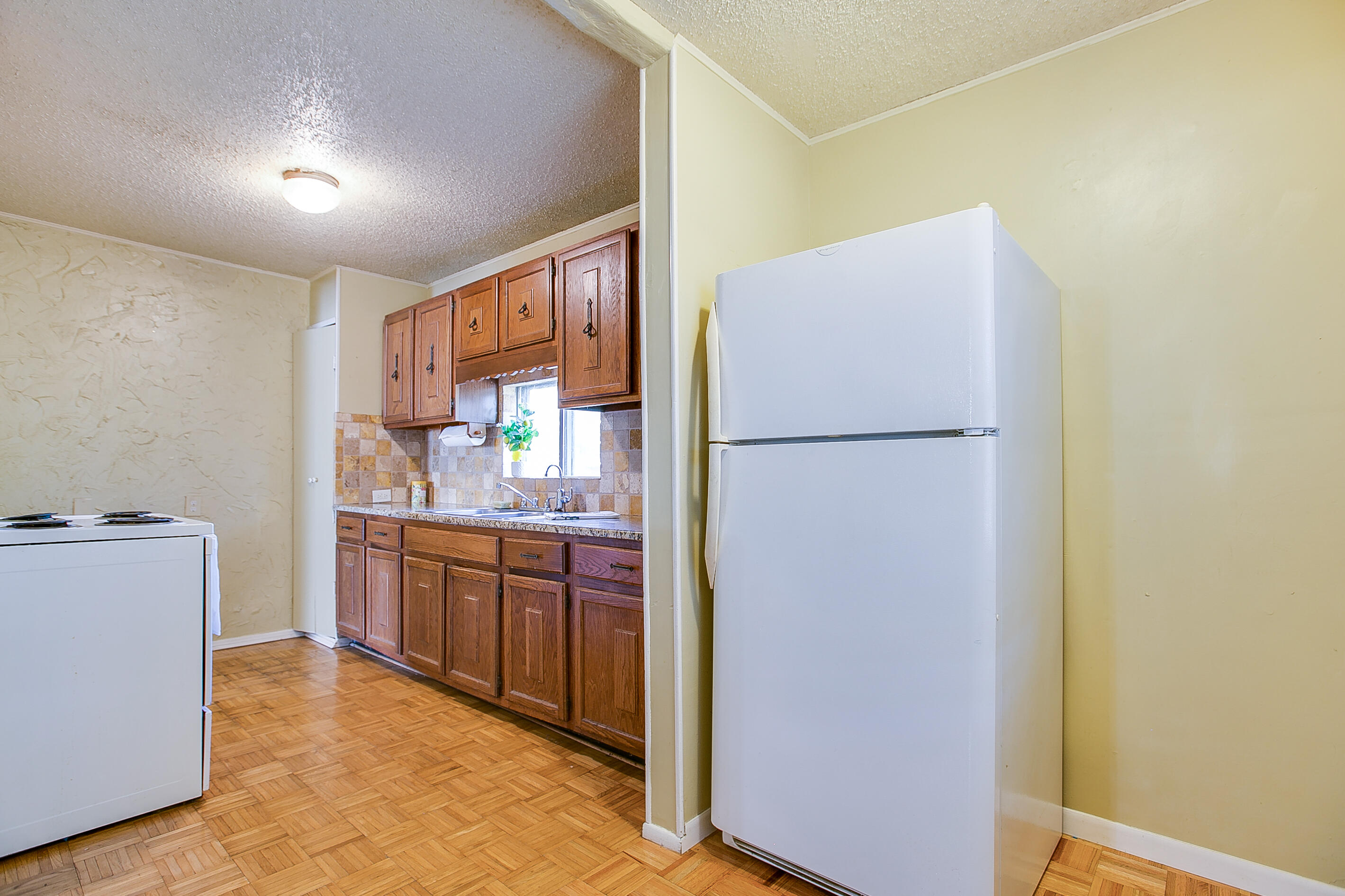 1631 Canal Road Property Photo 14