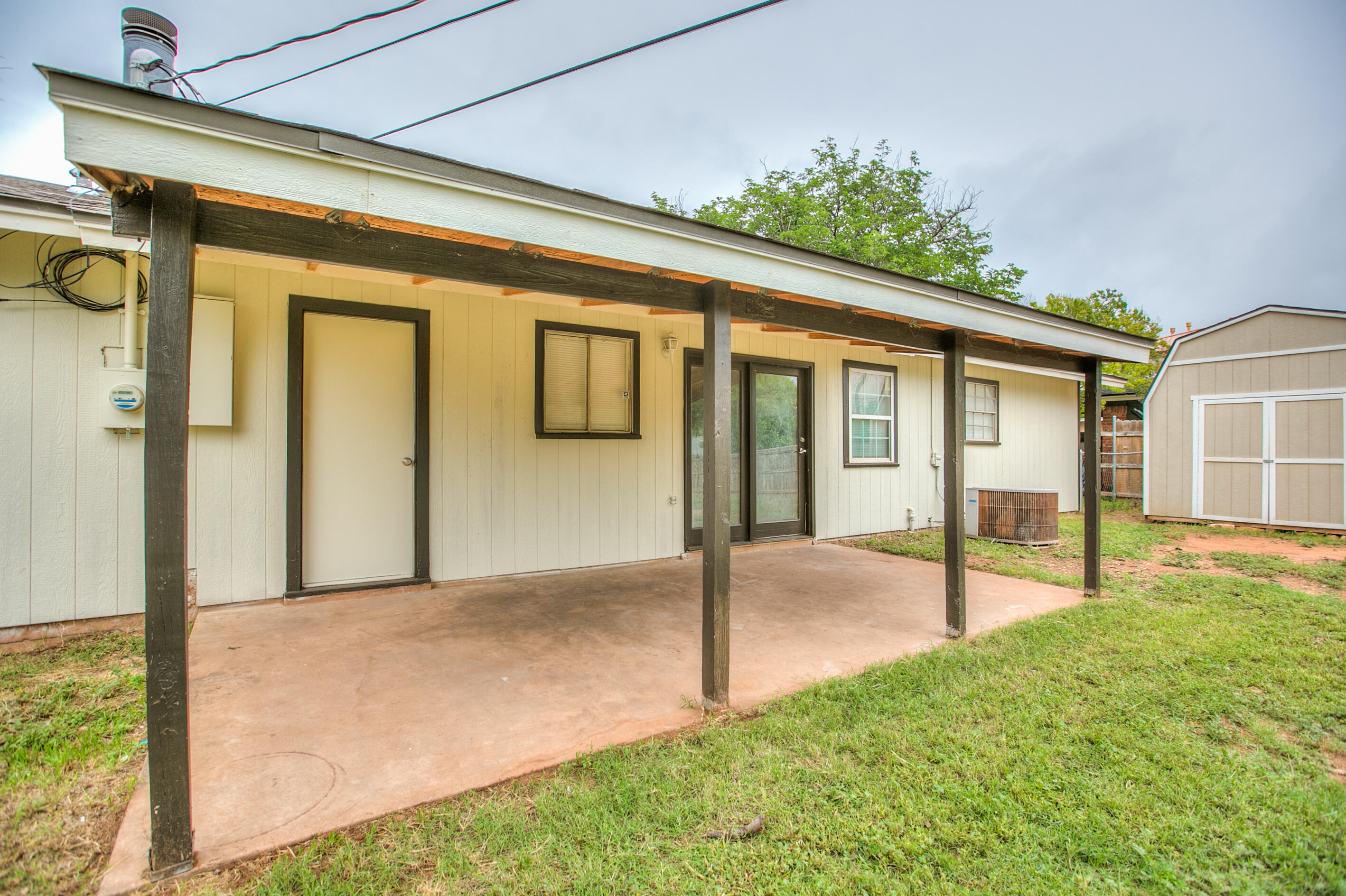 3523 S Oxford Drive Property Photo 32