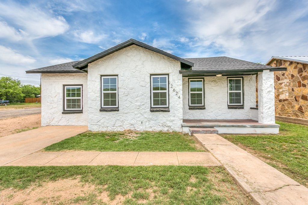 2624 Dallas Street Property Photo 1