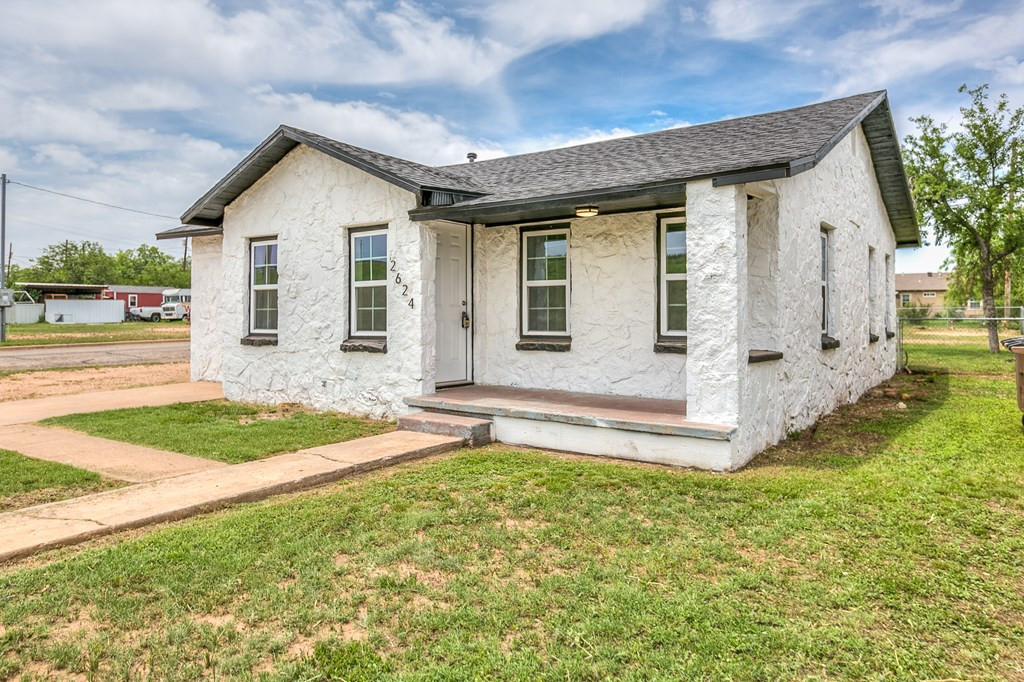 2624 Dallas Street Property Photo 2