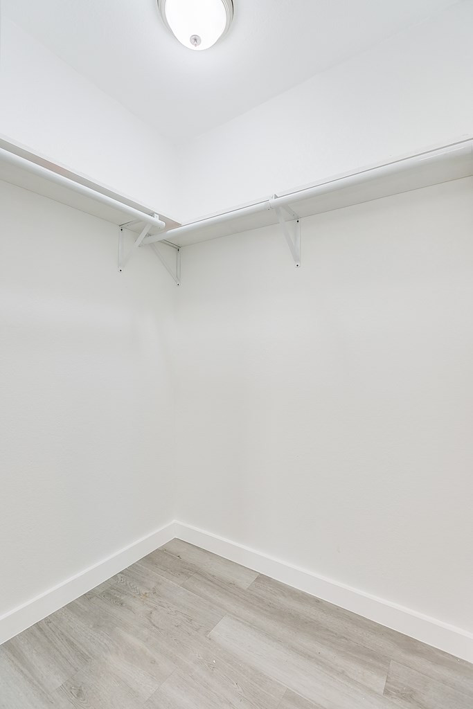 2624 Dallas Street Property Photo 26