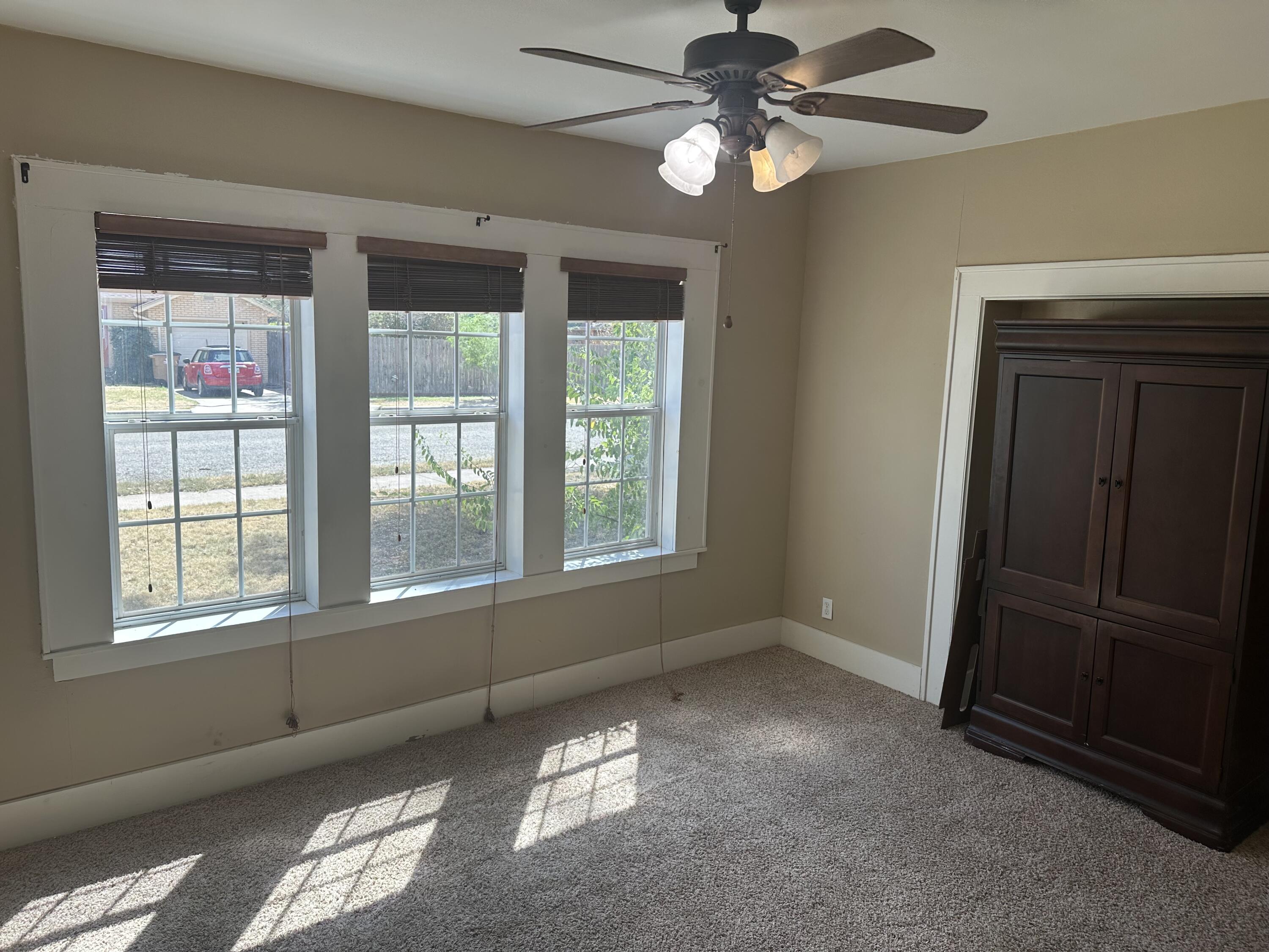 1427 S Park Street Property Photo 15