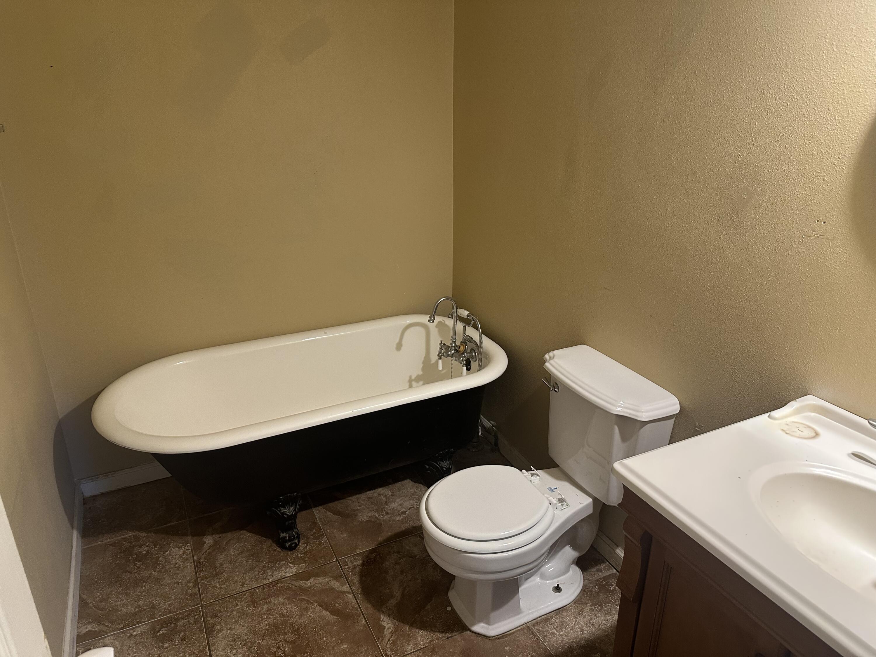 1427 S Park Street Property Photo 18