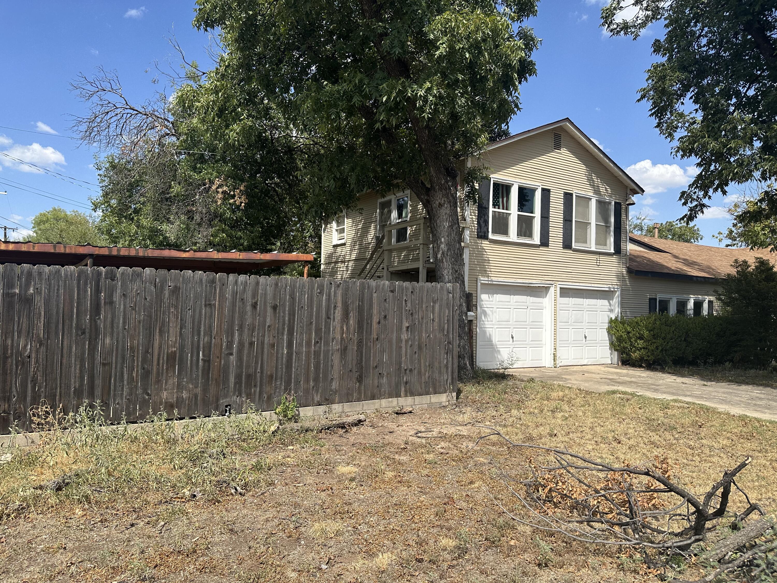 1427 S Park Street Property Photo 25