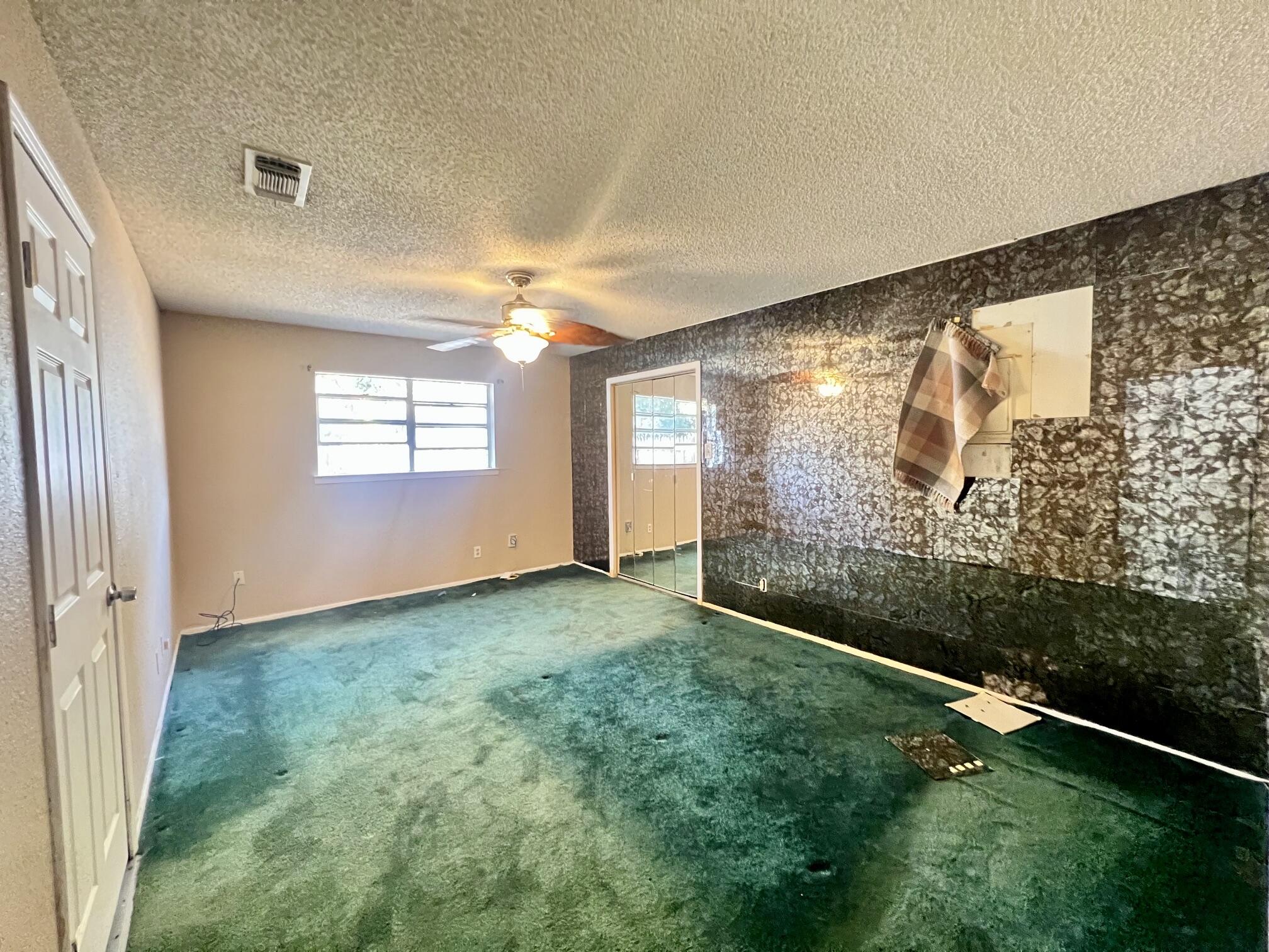 813 Stonewall Drive Property Photo 10