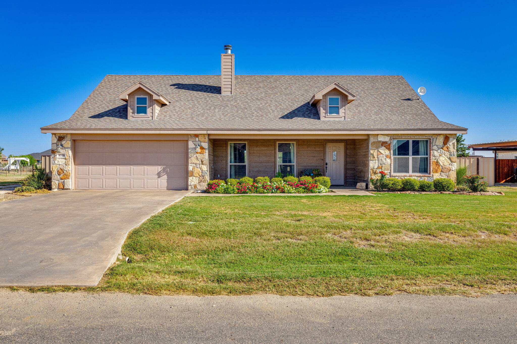 8338 Puma Court Property Photo 1