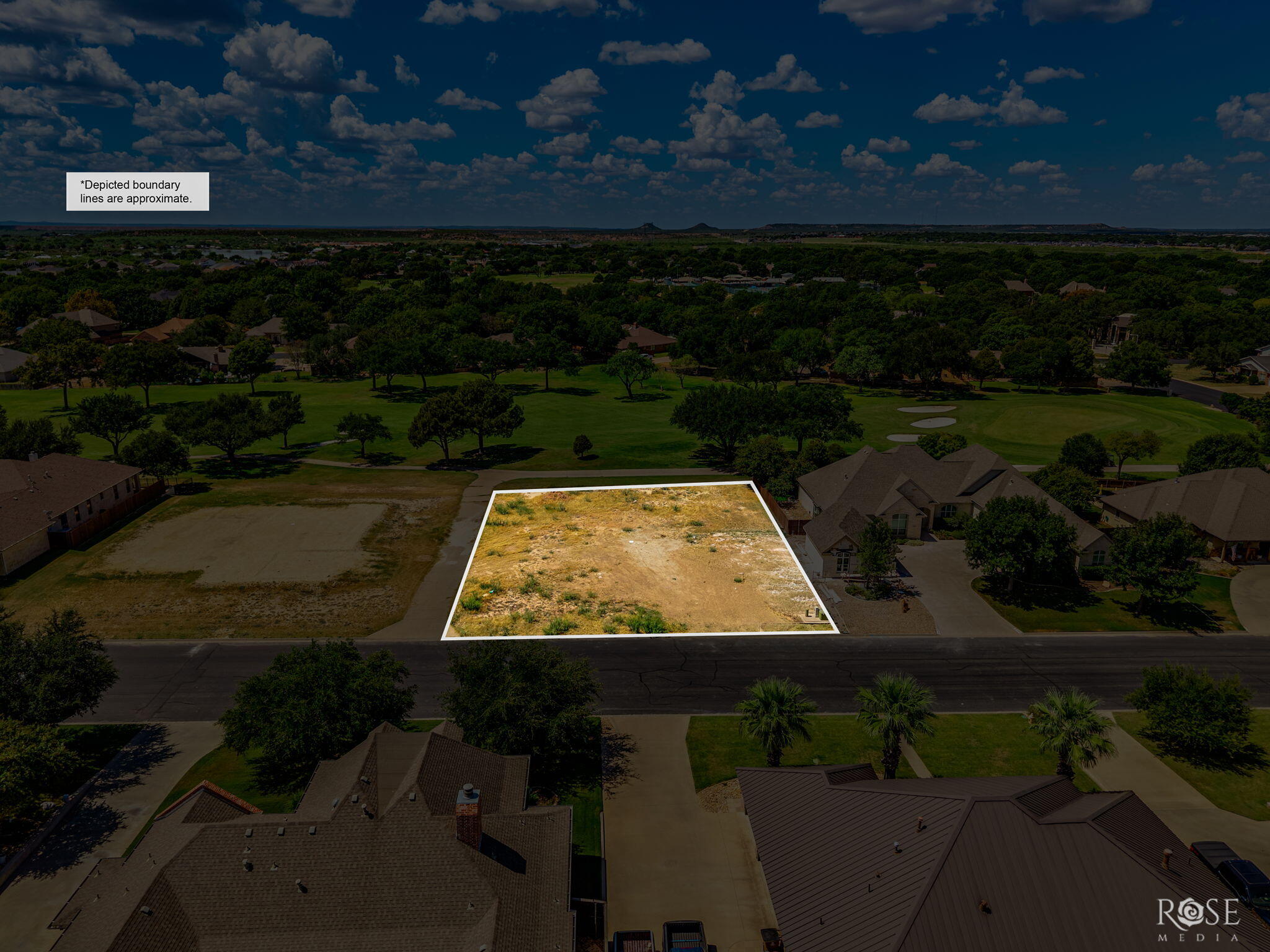 5513 Enclave Court Property Photo 3