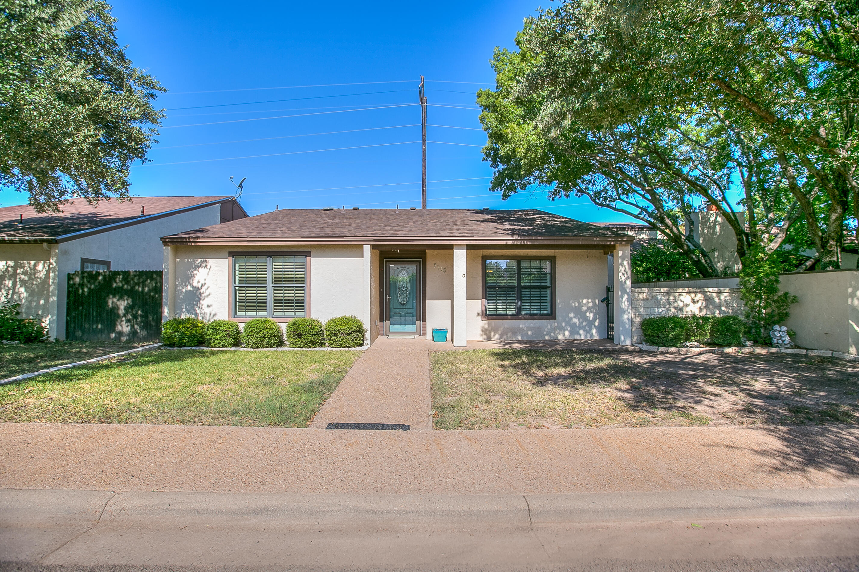 3713 Apollo Lane Property Photo 1