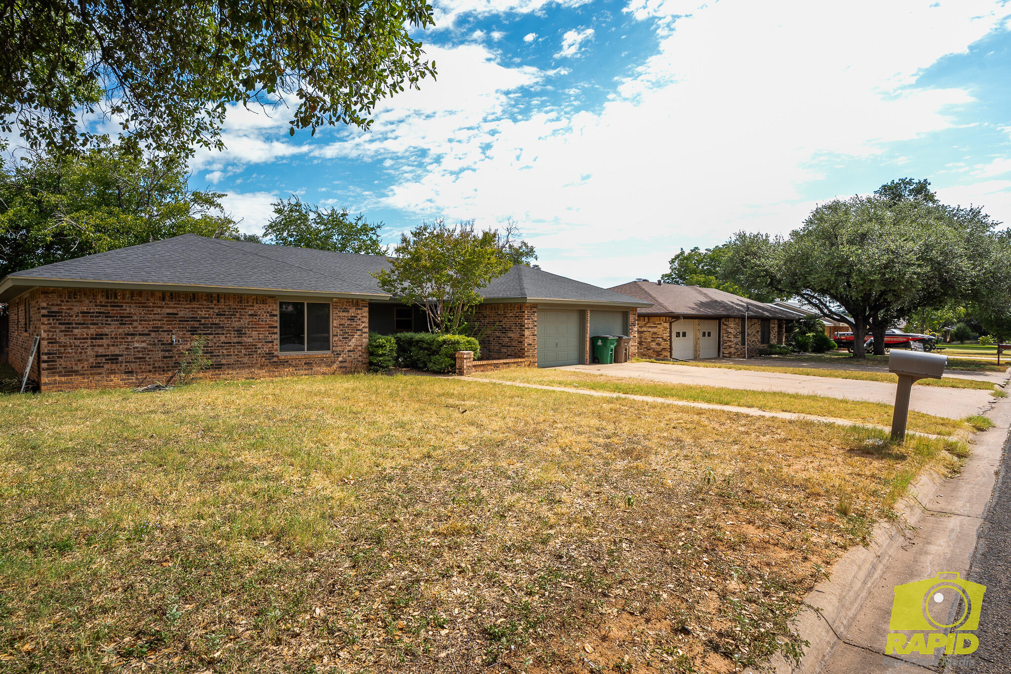 3822 Driftwood Drive Property Photo 3