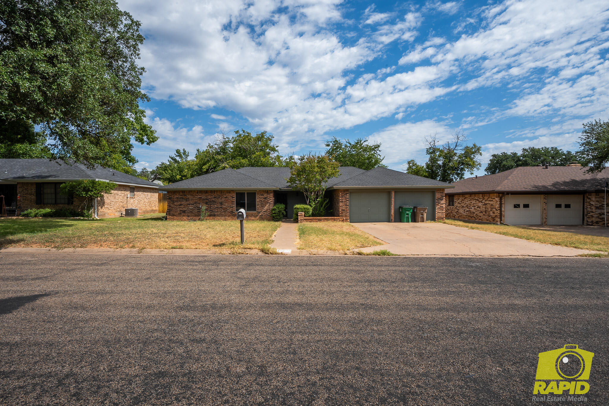 3822 Driftwood Drive Property Photo 4