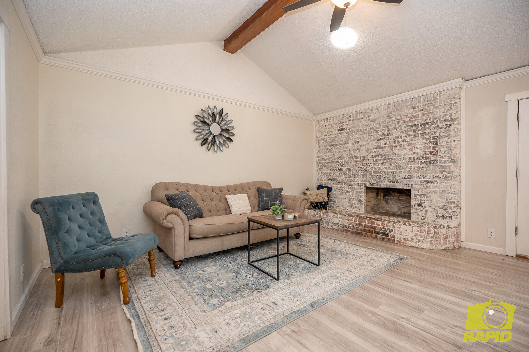 3822 Driftwood Drive Property Photo 9