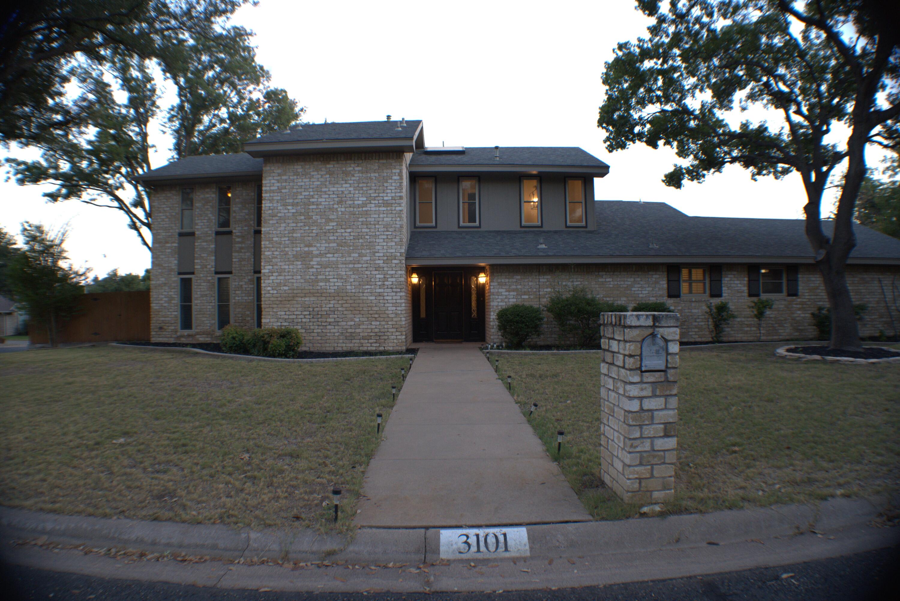3101 Ridgecrest Lane Property Photo 2