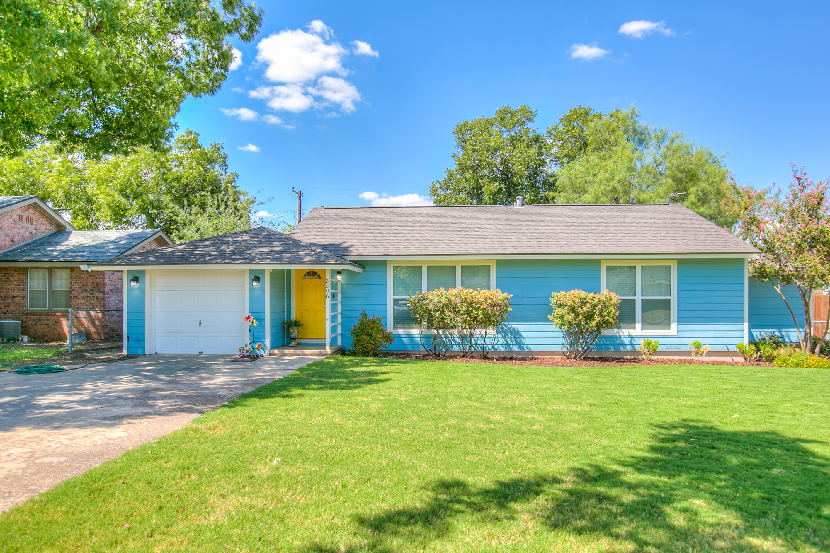 2206 W Concho Avenue Property Photo 29