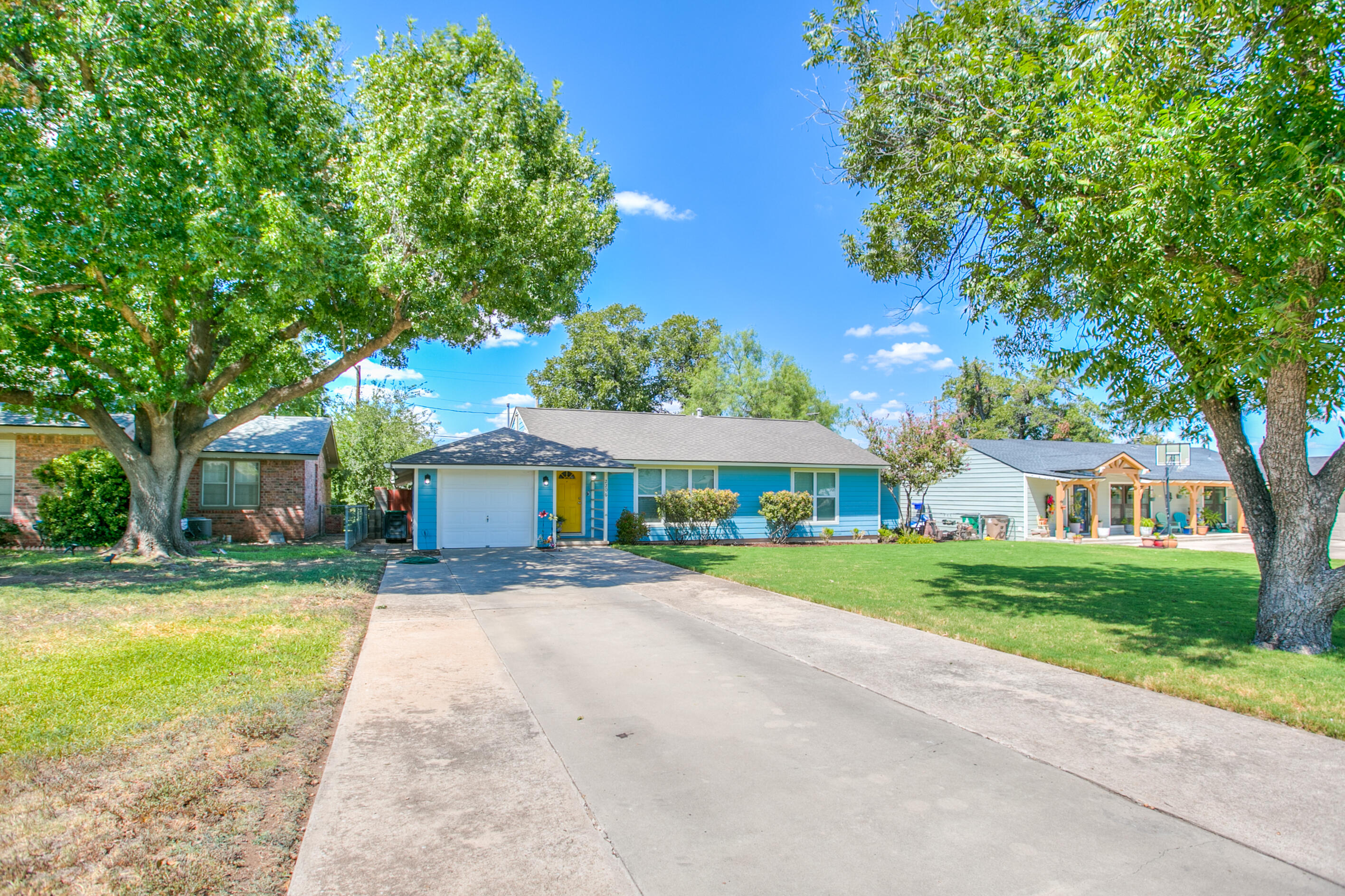 2206 W Concho Avenue Property Photo 31