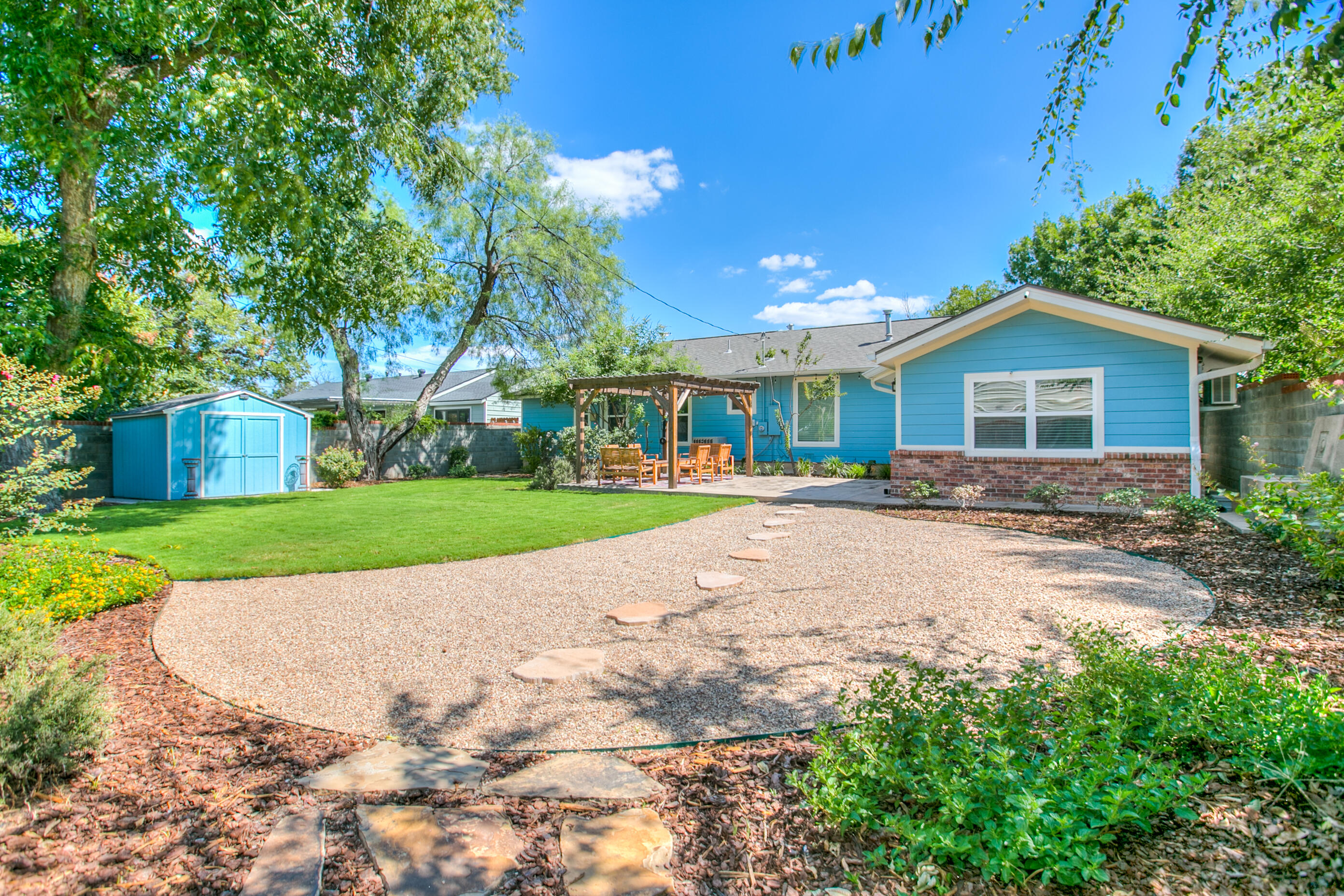 2206 W Concho Avenue Property Photo 33