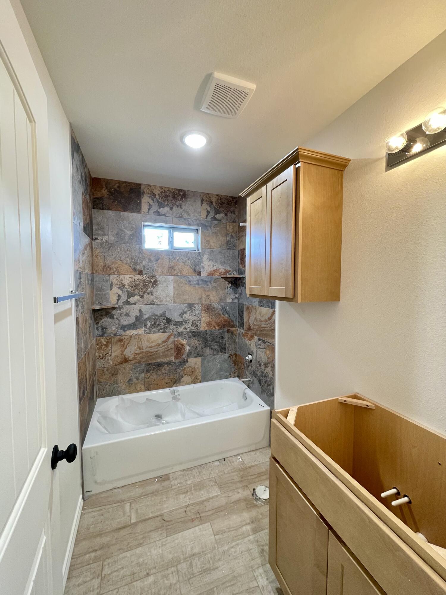 3802 Crockett Street Property Photo 9