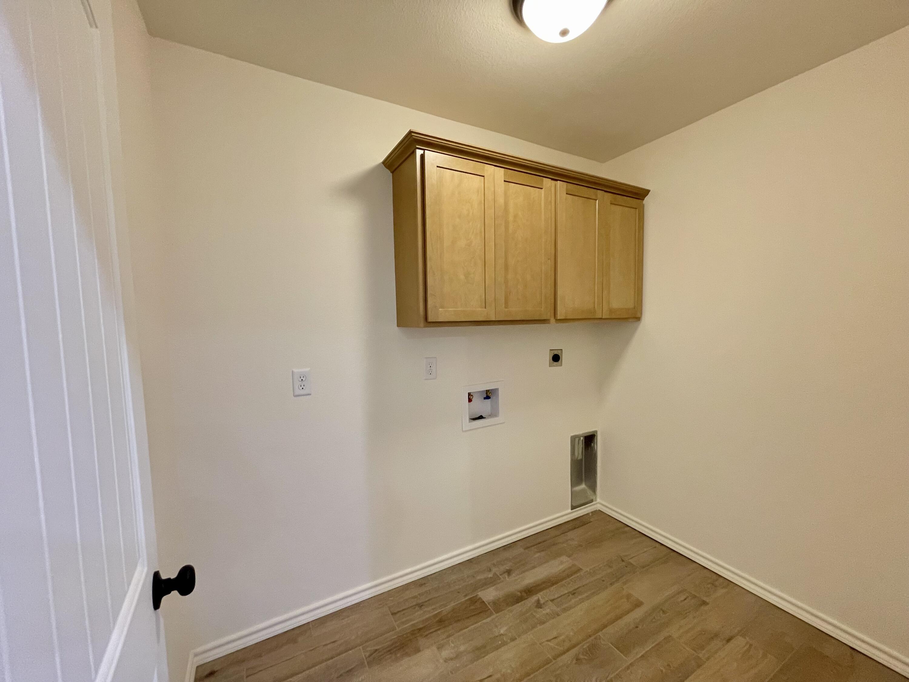 3806 Crockett Street Property Photo 9