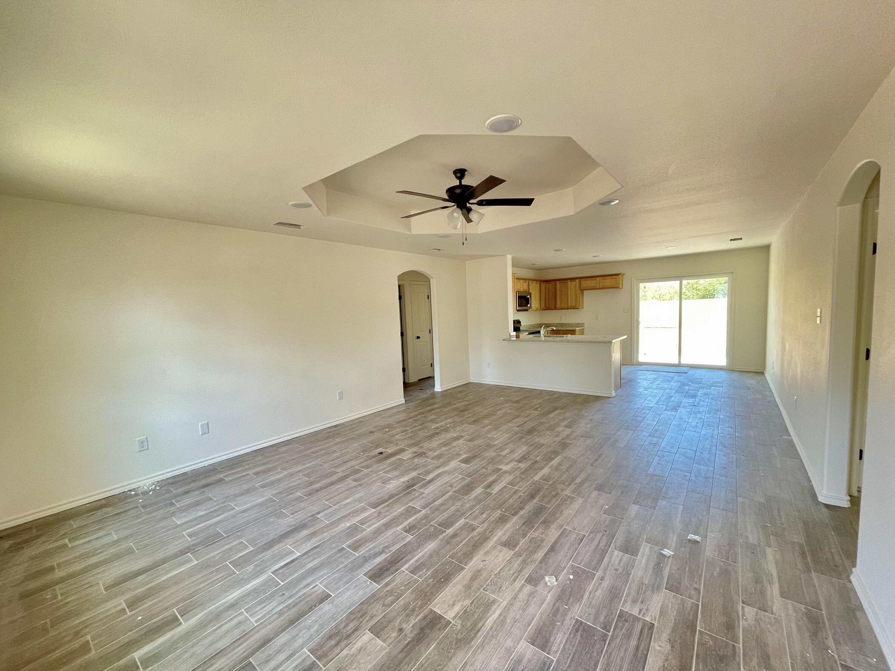 3808 Crockett Street Property Photo 3