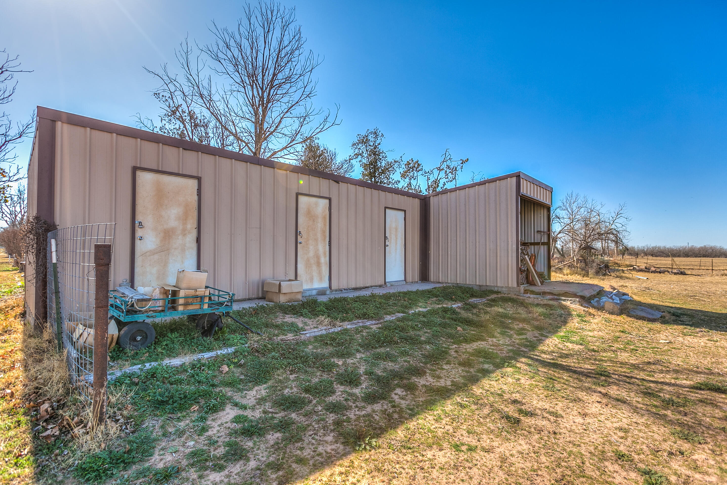 2024 Hutchings Avenue Property Photo 5