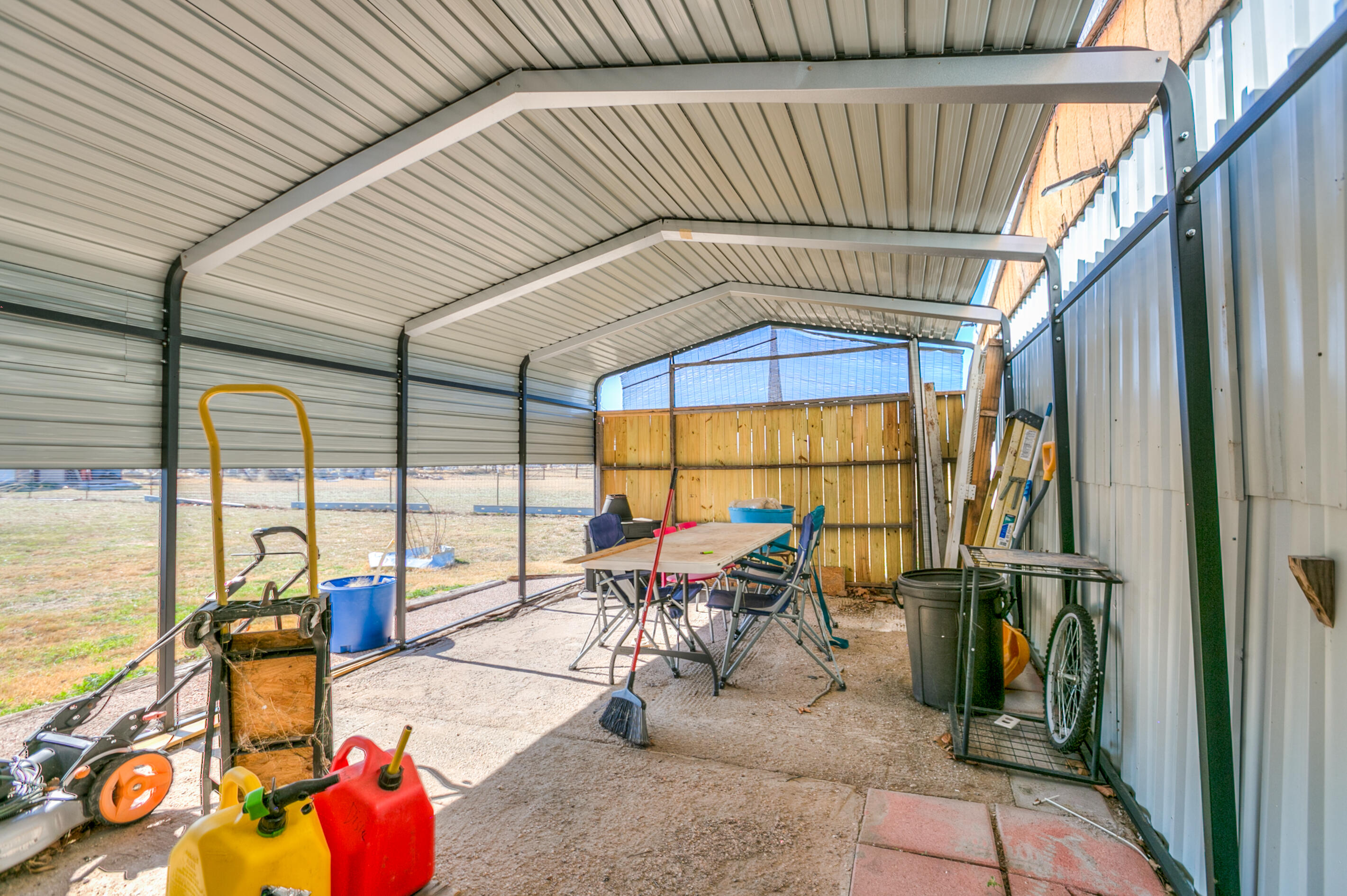 2024 Hutchings Avenue Property Photo 17