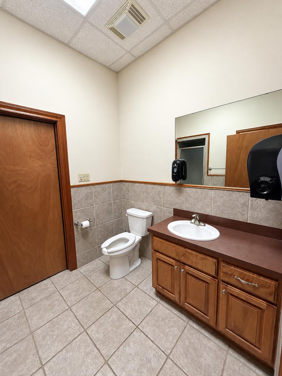4152 S Jackson Street Property Photo 8