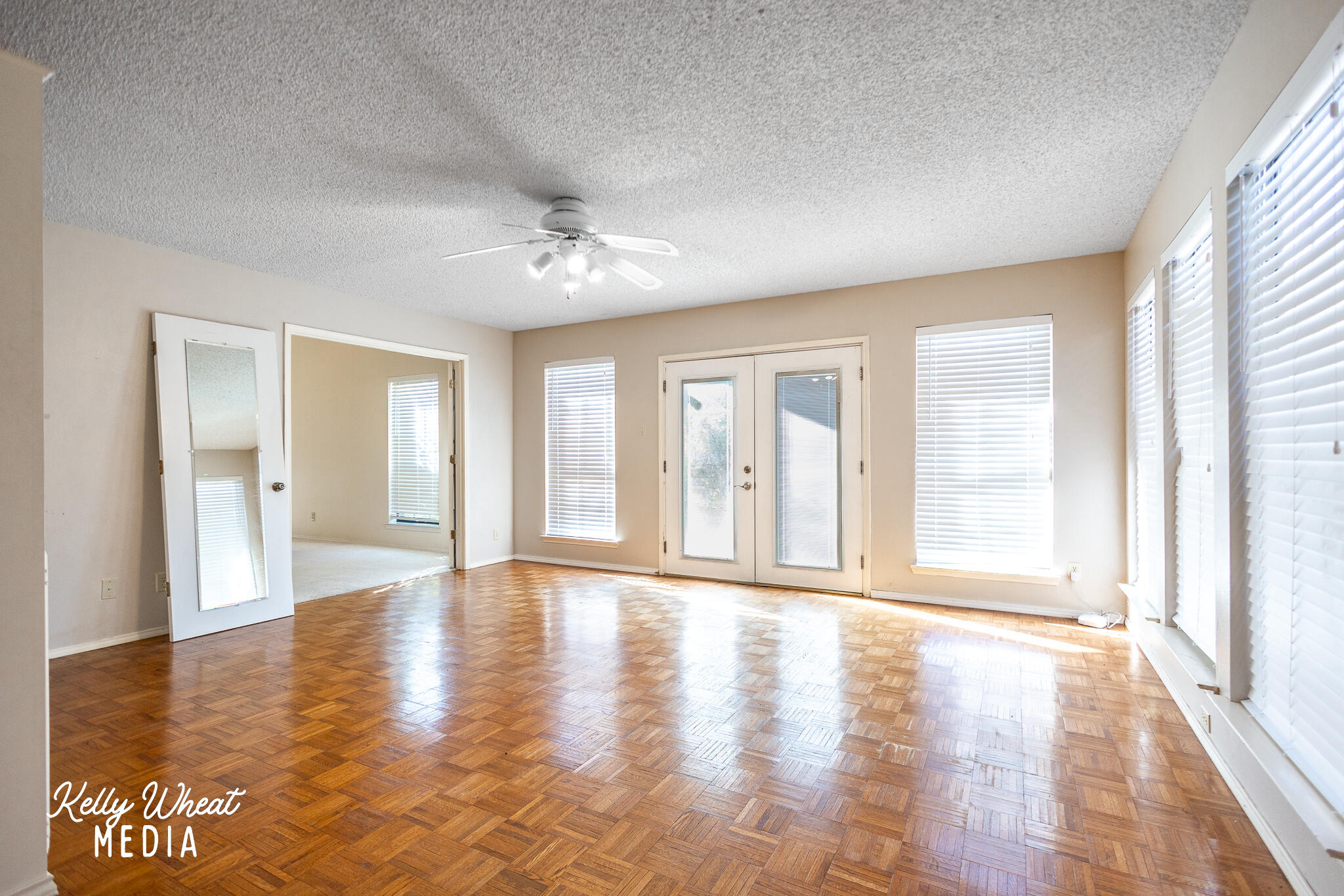 3313 Shadyhill Drive Property Photo 11
