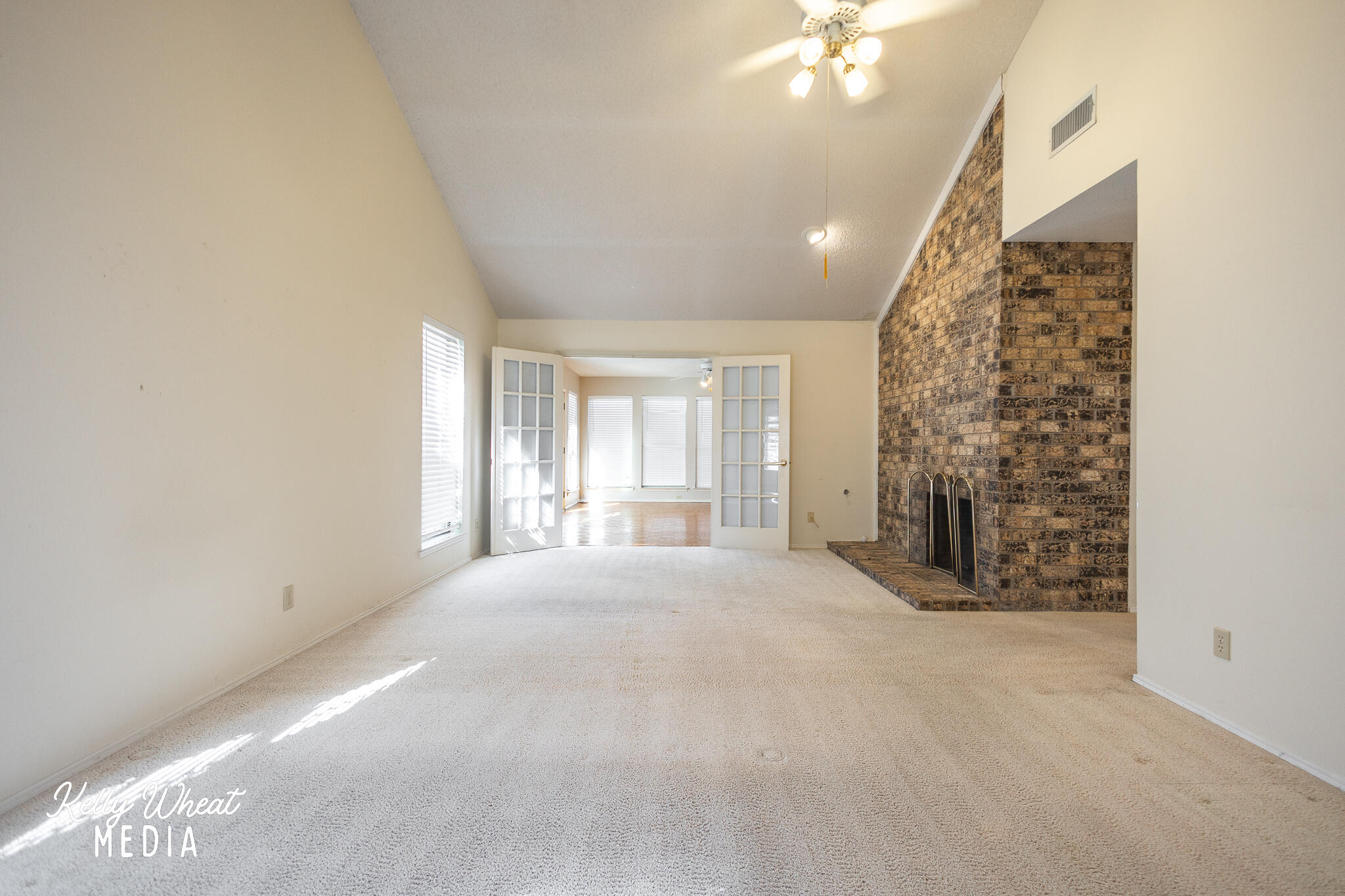 3313 Shadyhill Drive Property Photo 15