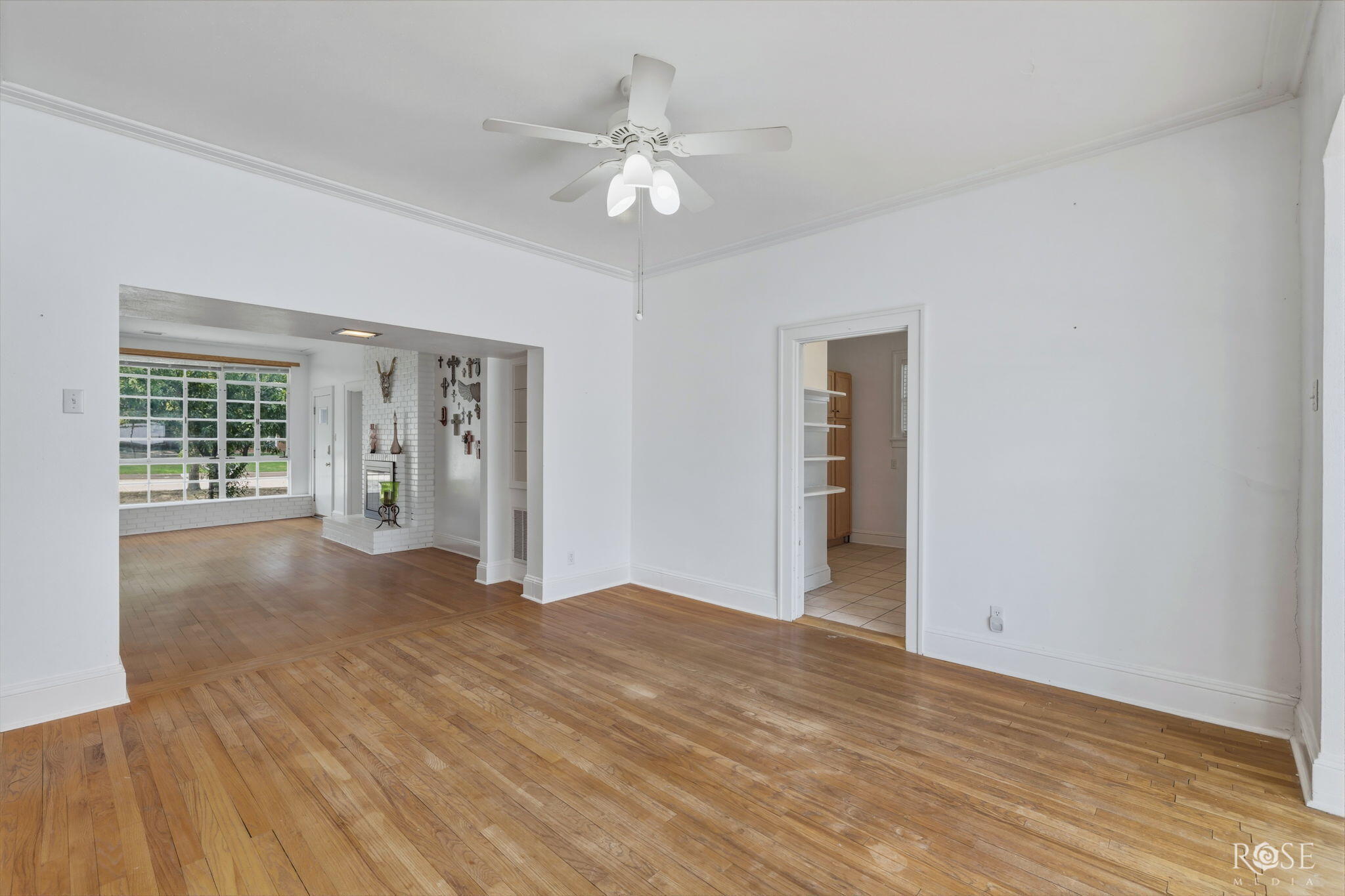 404 S Bishop Street Property Photo 8