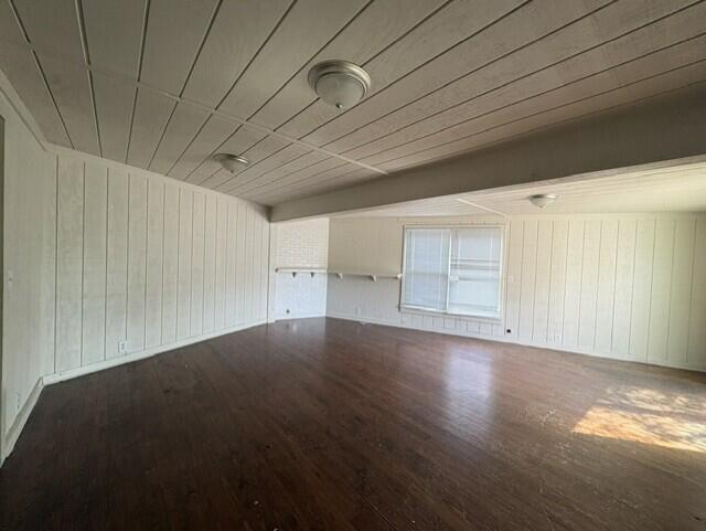 1220 Howard Street Property Photo 3
