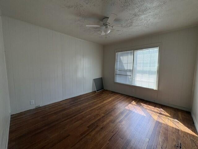 1220 Howard Street Property Photo 4