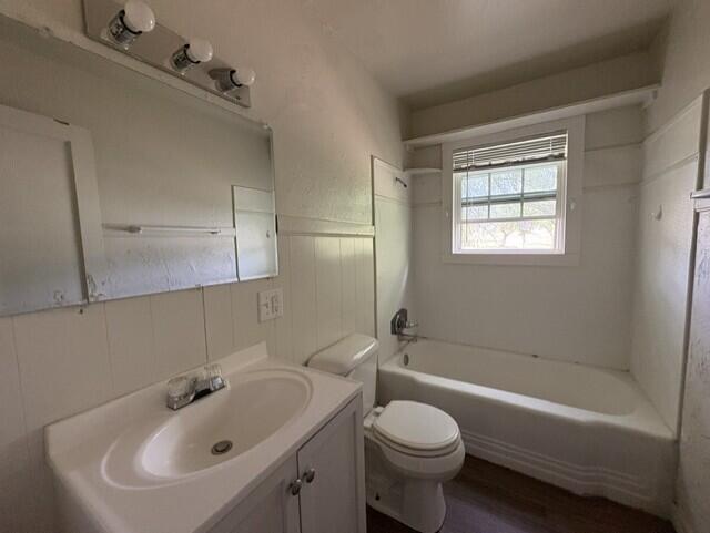 1220 Howard Street Property Photo 6