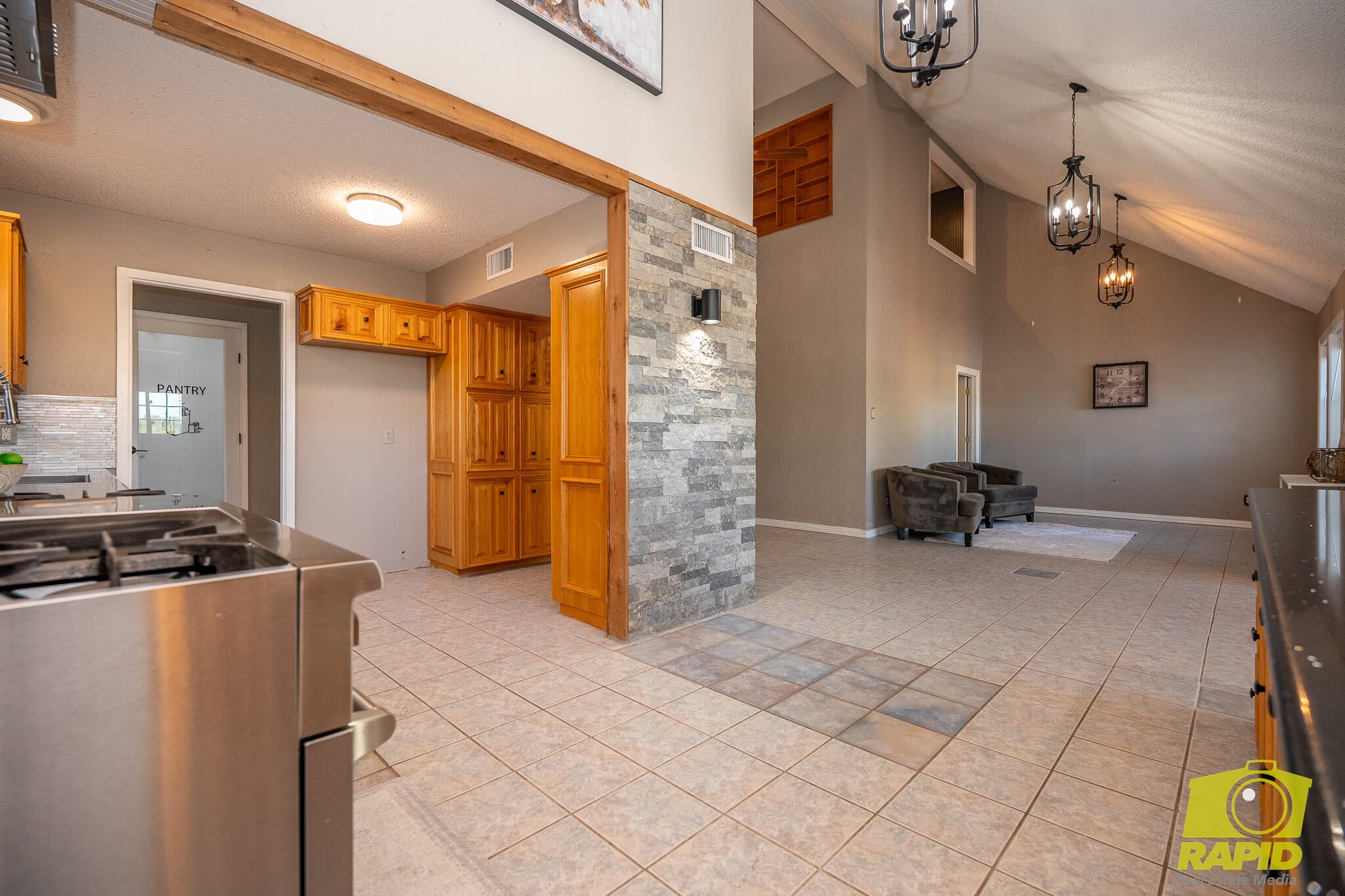 2062 Country Club Estates Circle Property Photo 15