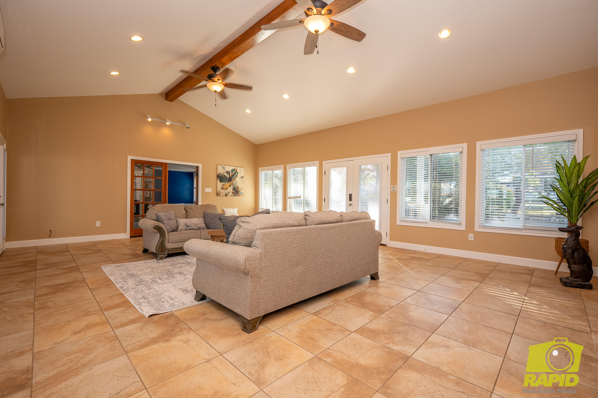 2062 Country Club Estates Circle Property Photo 24