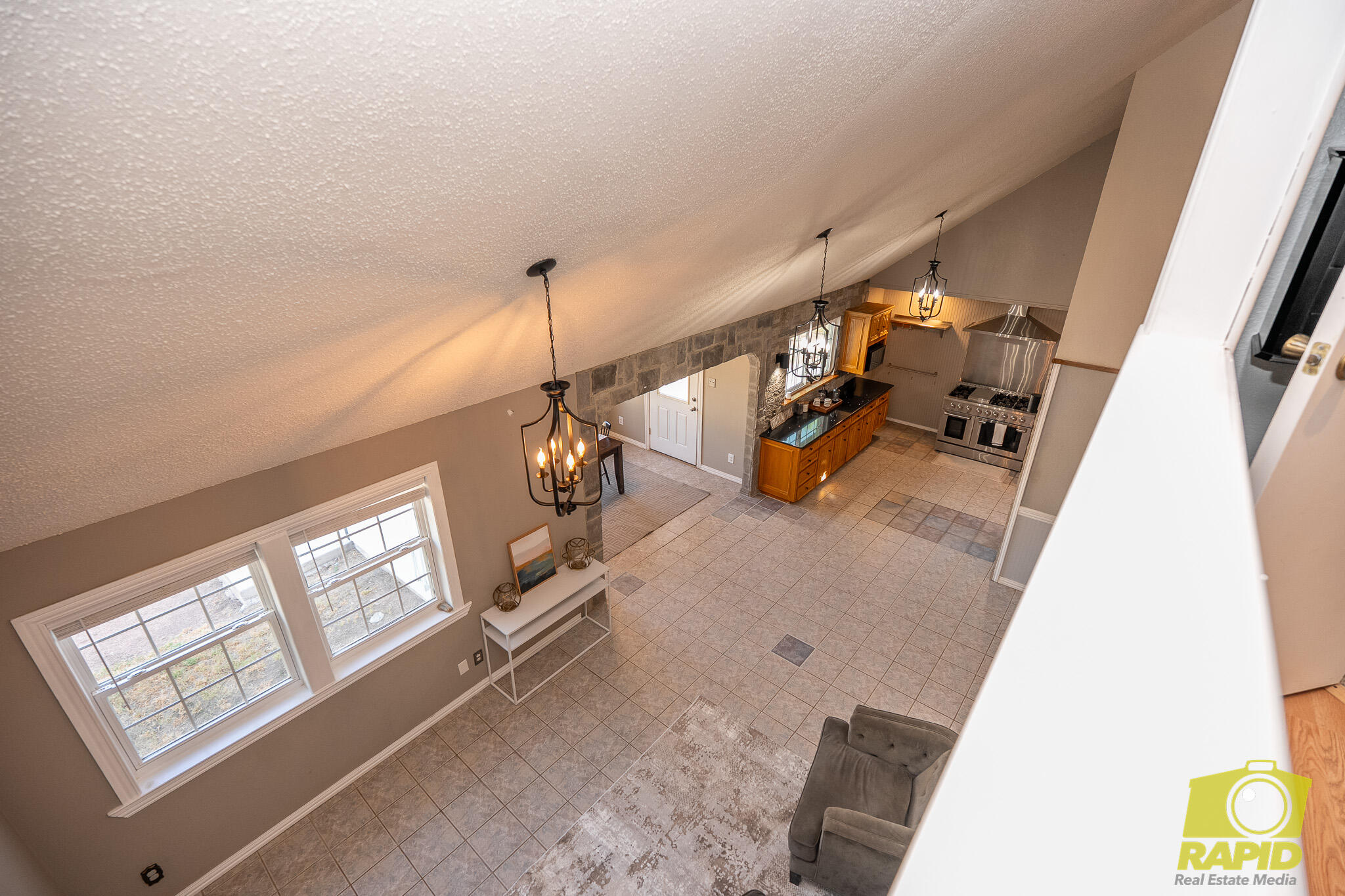 2062 Country Club Estates Circle Property Photo 37