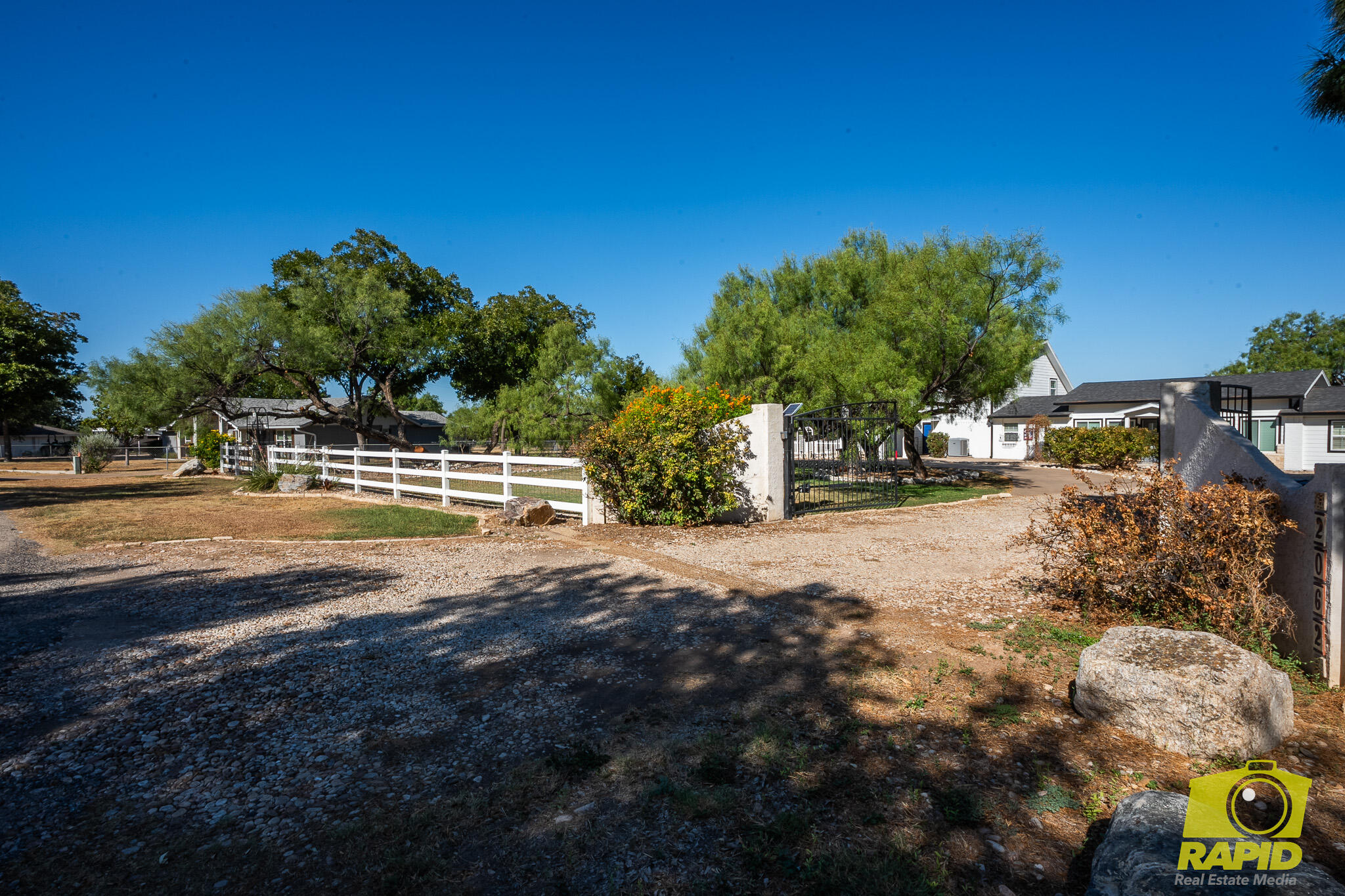2062 Country Club Estates Circle Property Photo 63